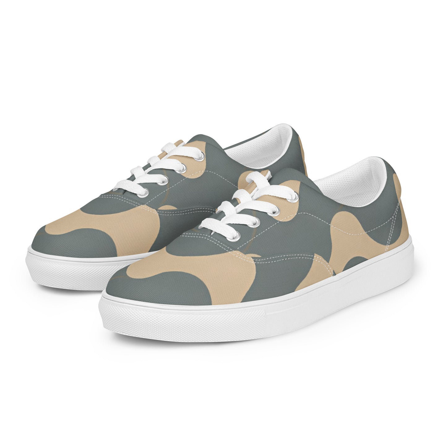 Women’s lace-up canvas shoes