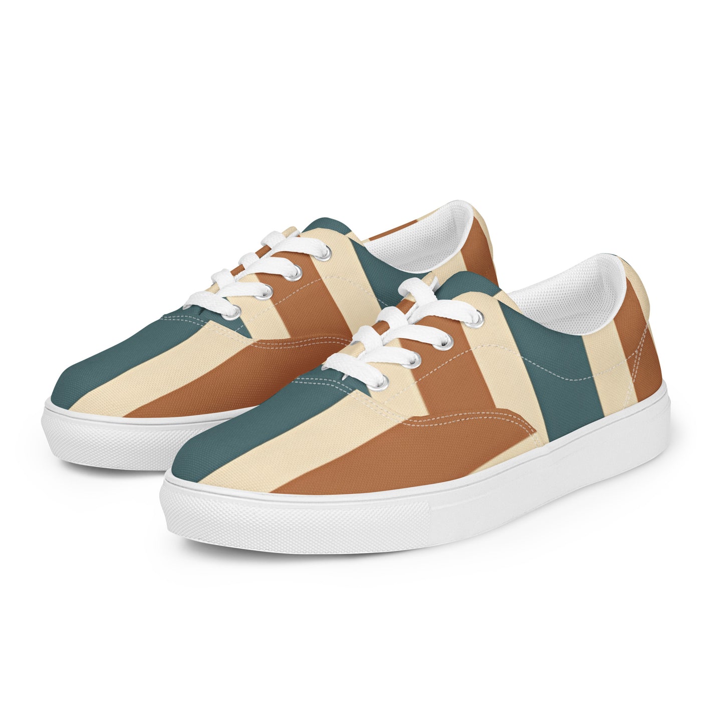 Women’s lace-up canvas shoes