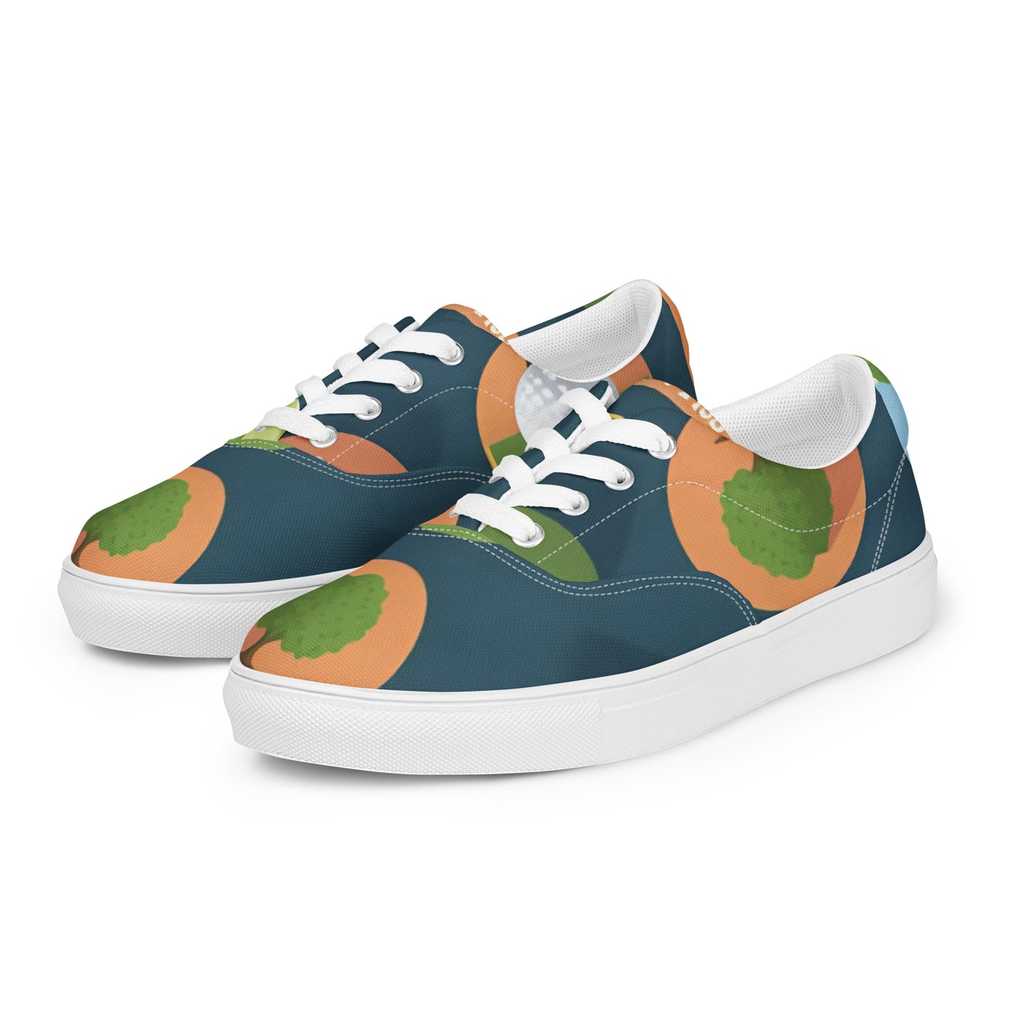 Women’s lace-up canvas shoes