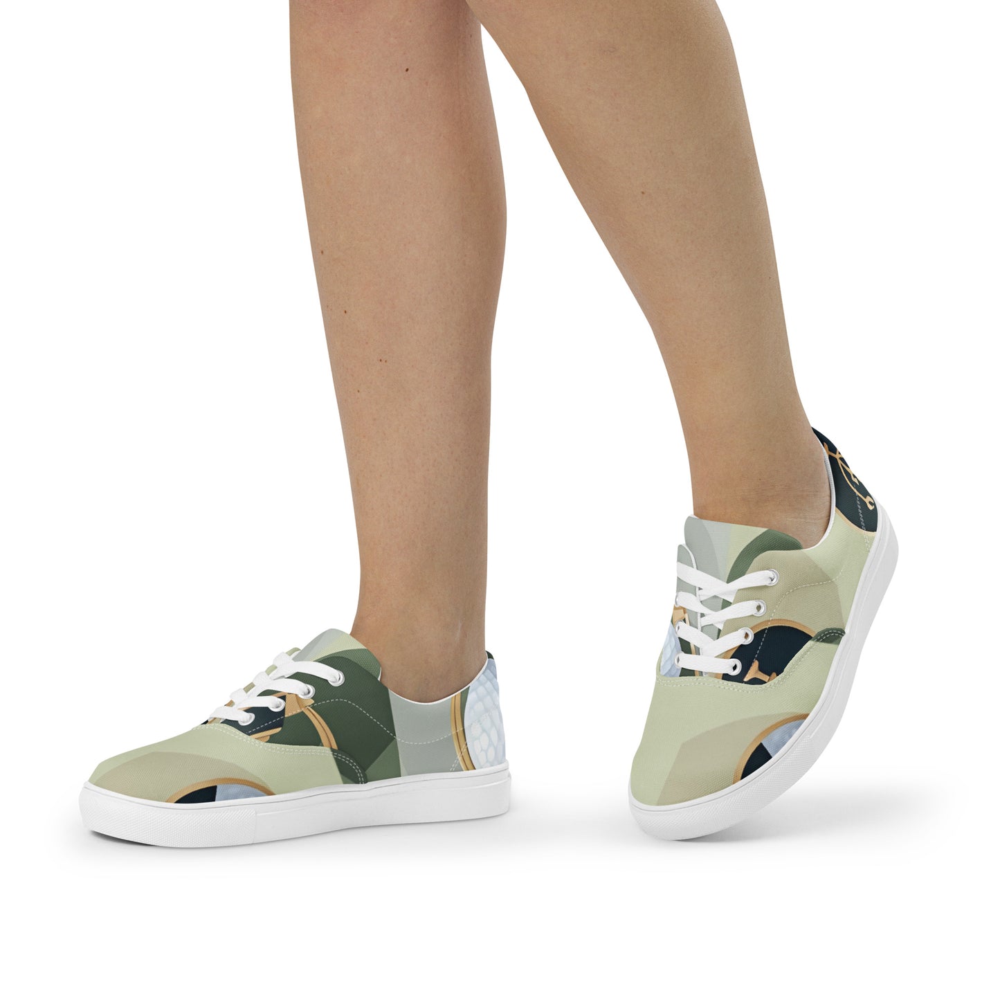 Women’s lace-up canvas shoes