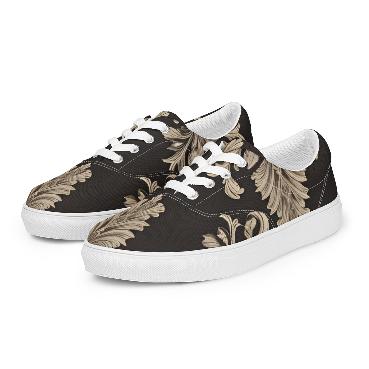 Women’s lace-up canvas shoes