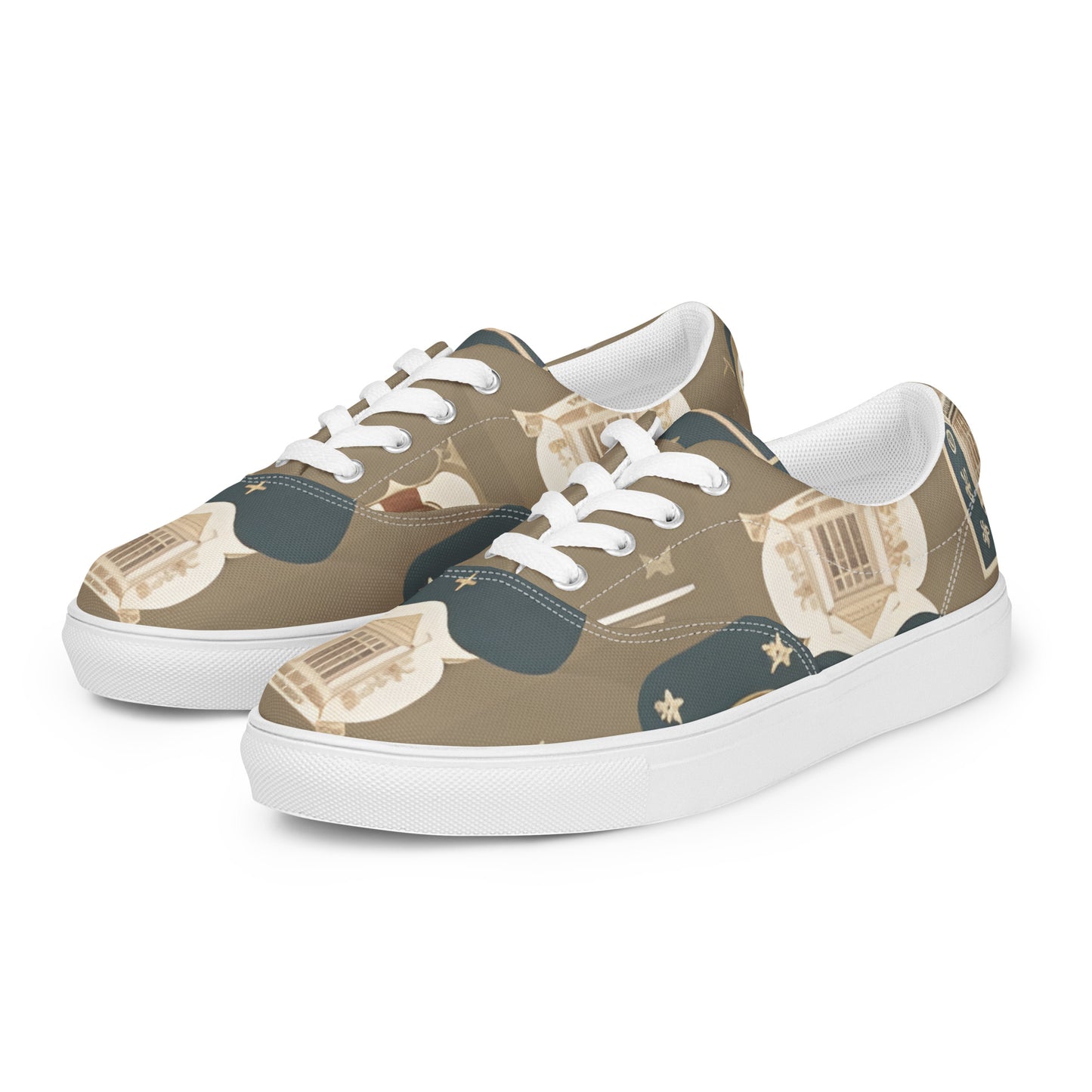 Women’s lace-up canvas shoes