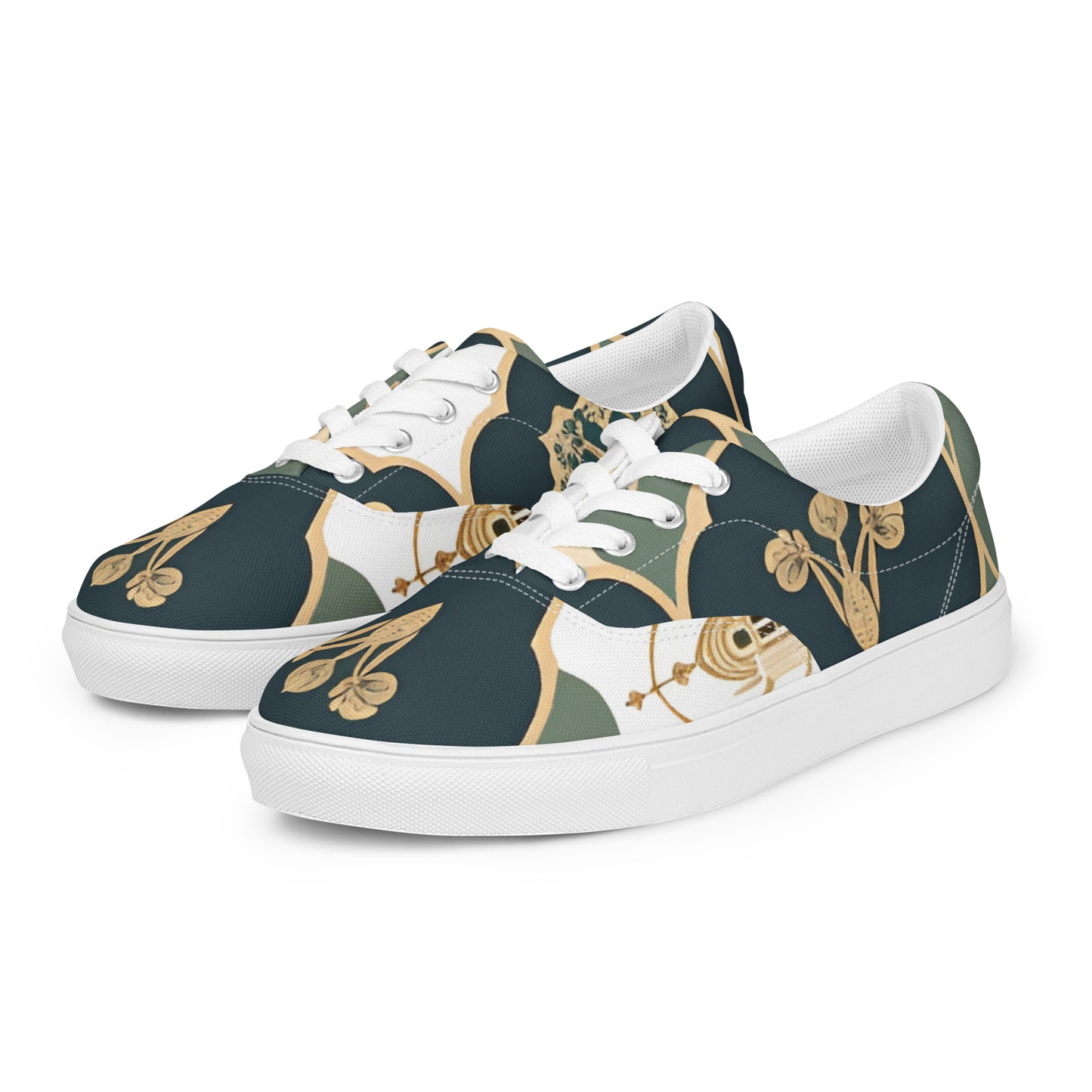 Women’s lace-up canvas shoes