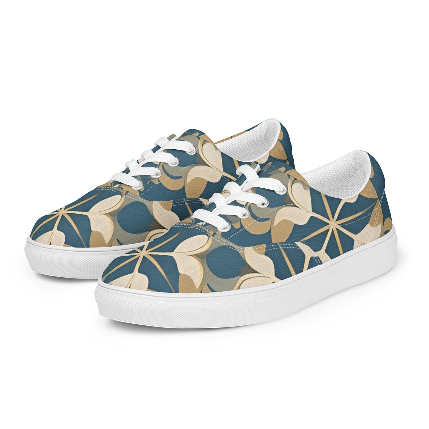 Women’s lace-up canvas shoes