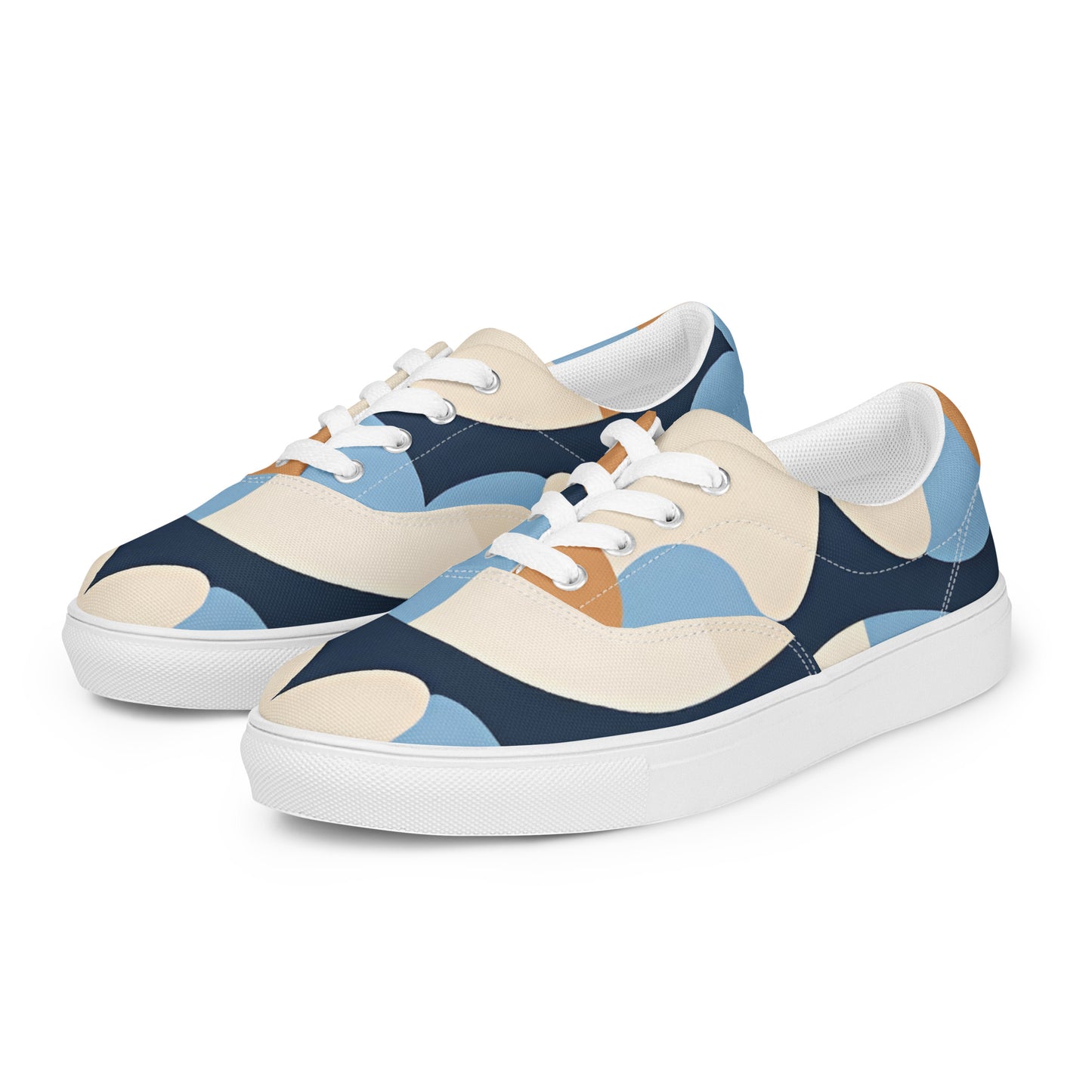 Women’s lace-up canvas shoes