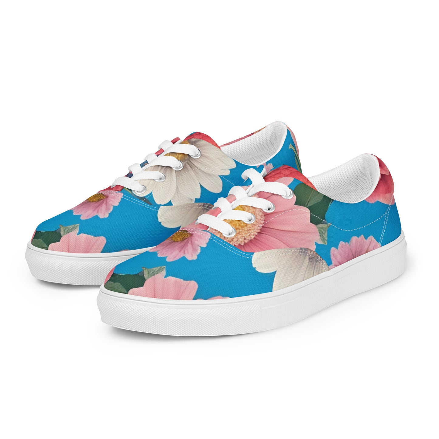 Women’s lace-up canvas shoes