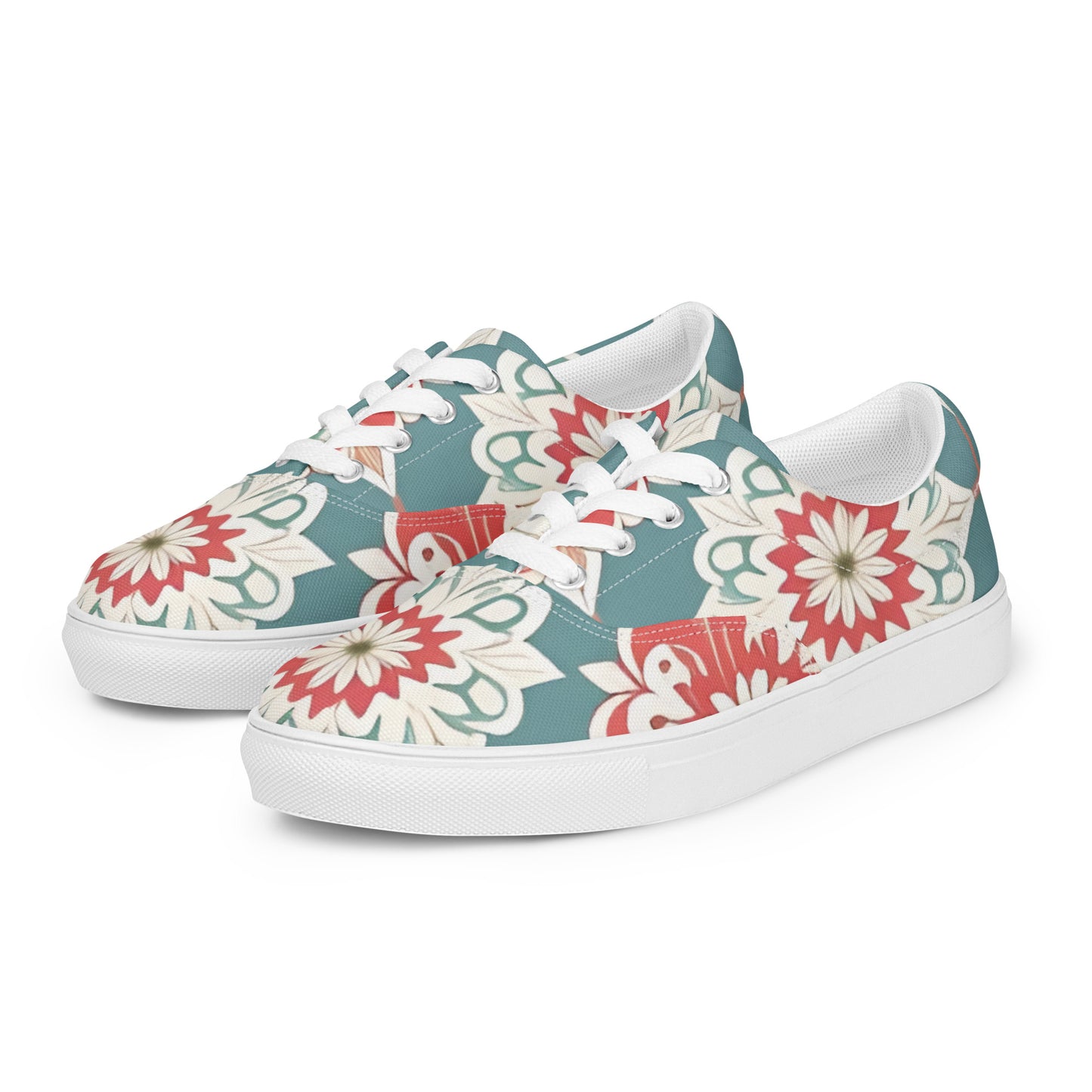 Women’s lace-up canvas shoes