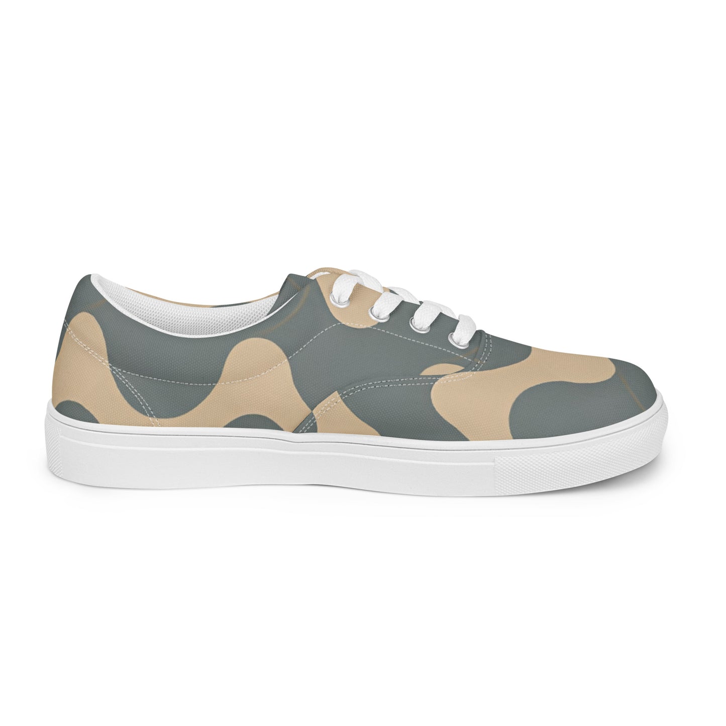 Women’s lace-up canvas shoes