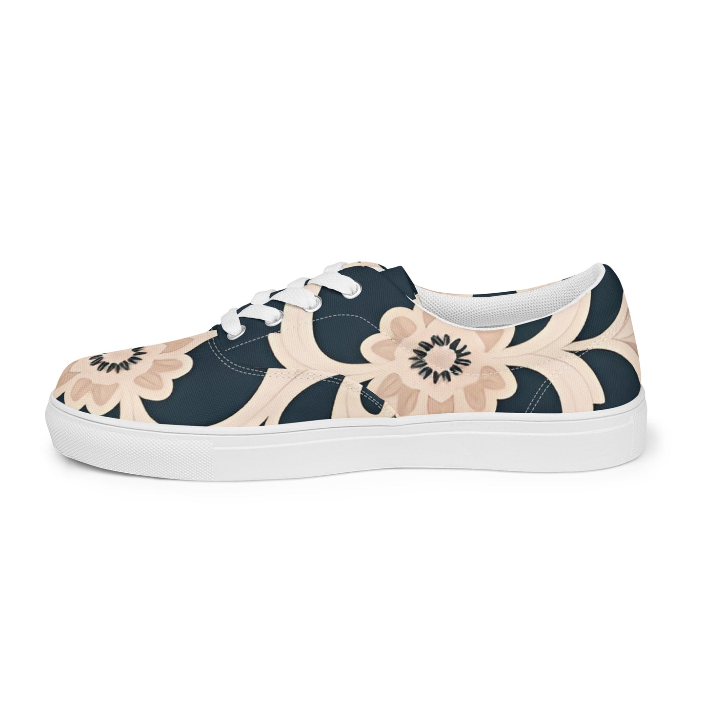 Women’s lace-up canvas shoes