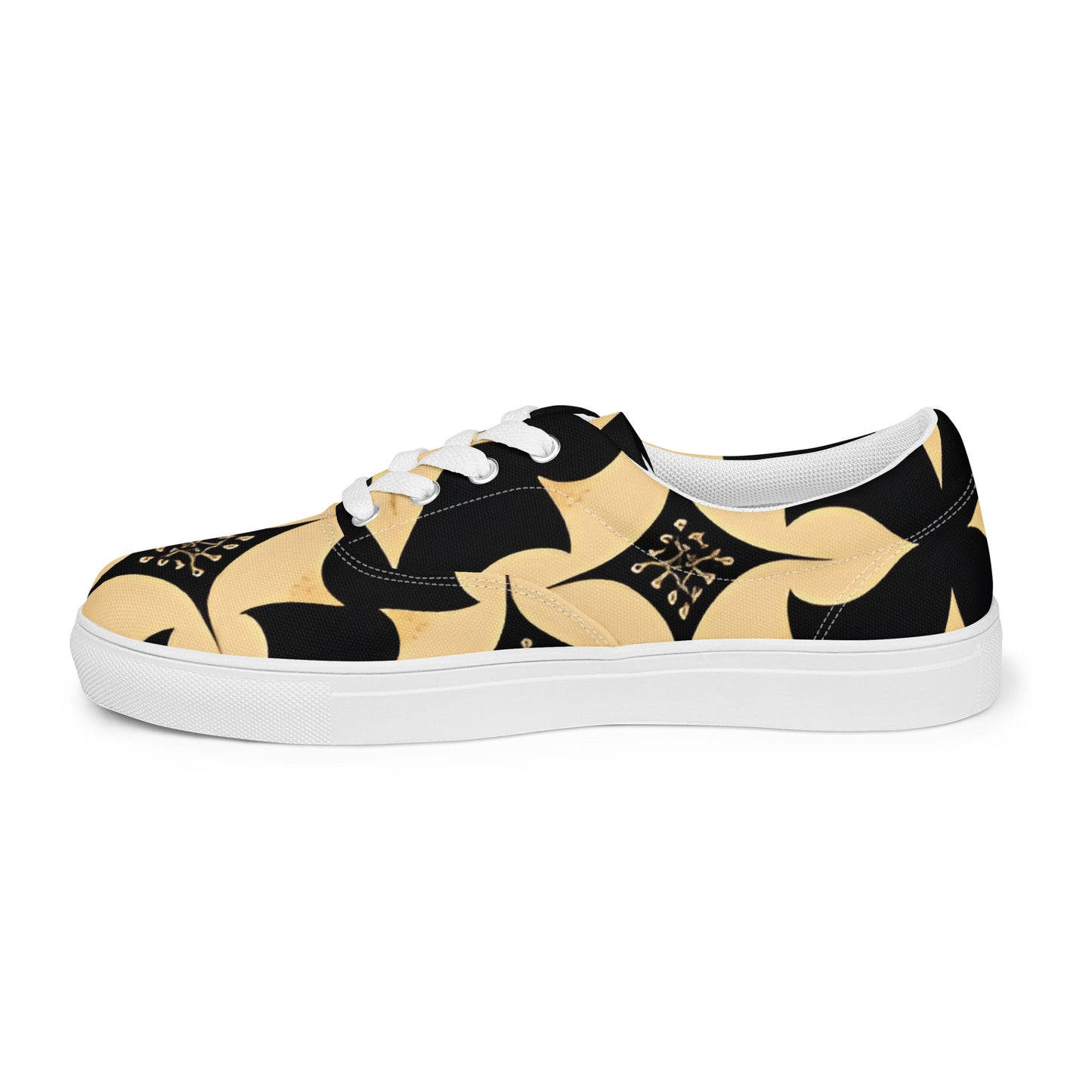 Women’s lace-up canvas shoes