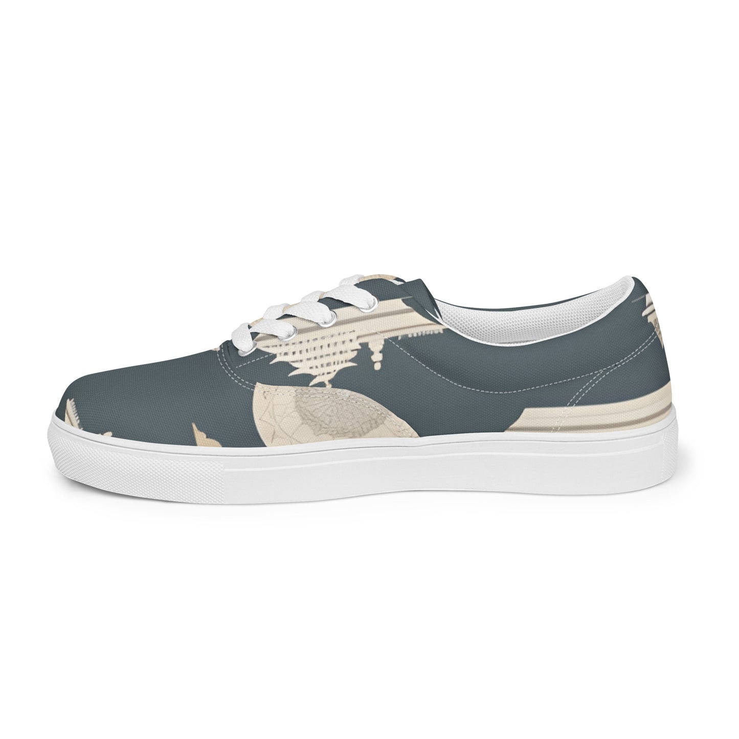 Women’s lace-up canvas shoes