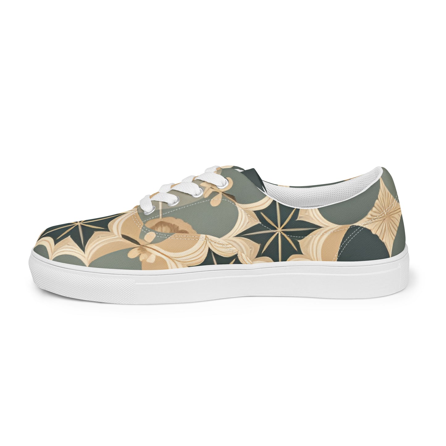 Women’s lace-up canvas shoes