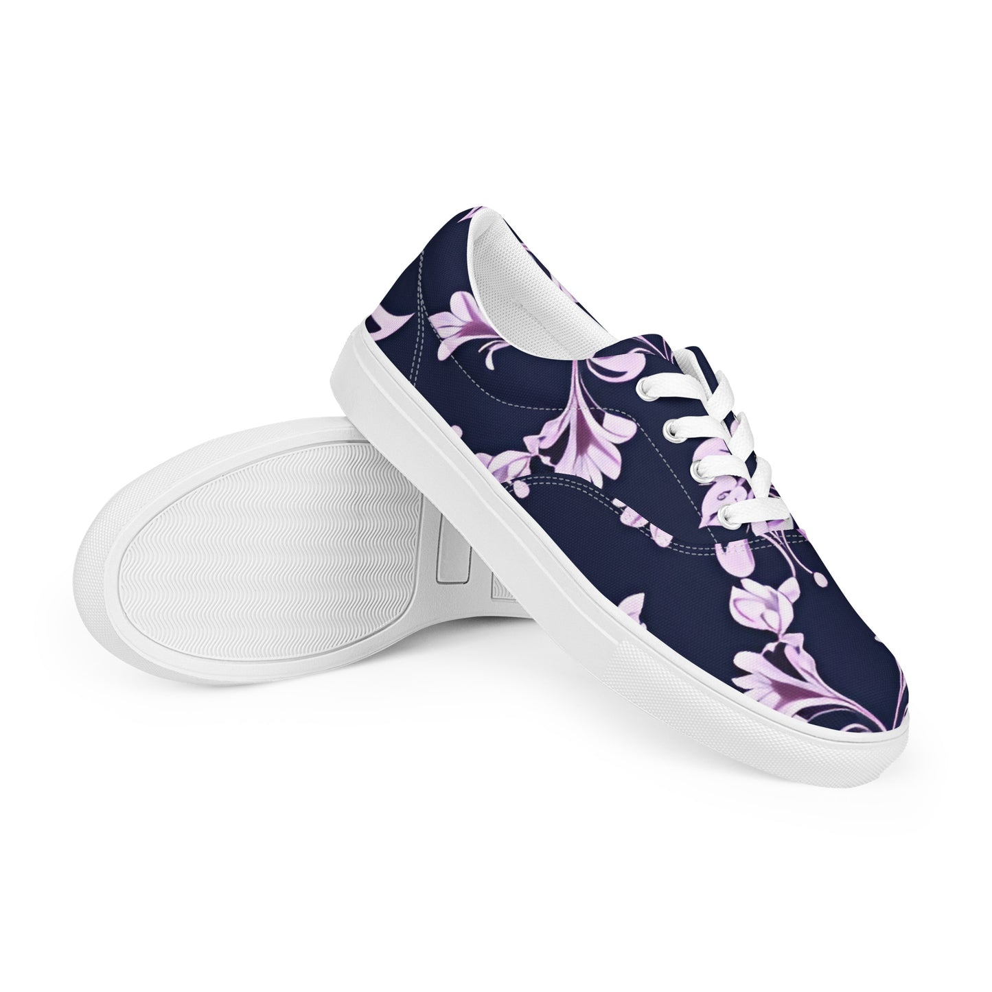 Women’s lace-up canvas shoes