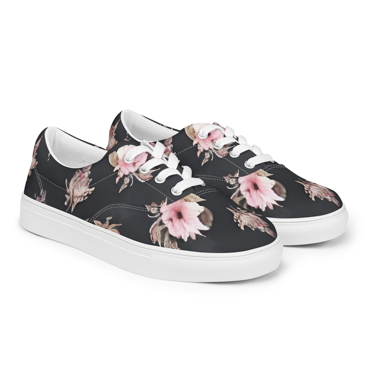 Women’s lace-up canvas shoes