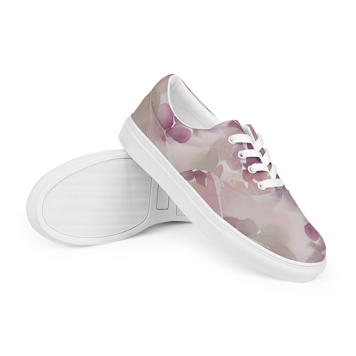 Women’s lace-up canvas shoes