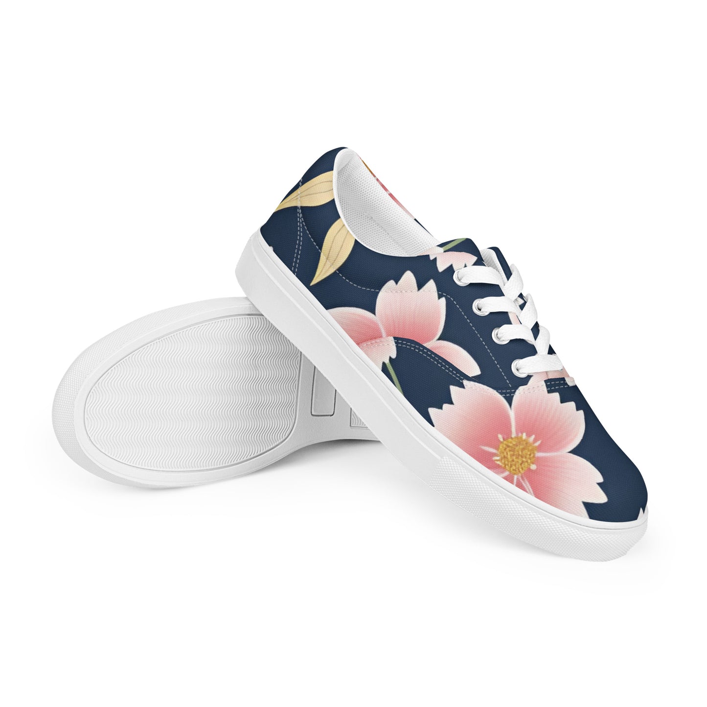 Women’s lace-up canvas shoes