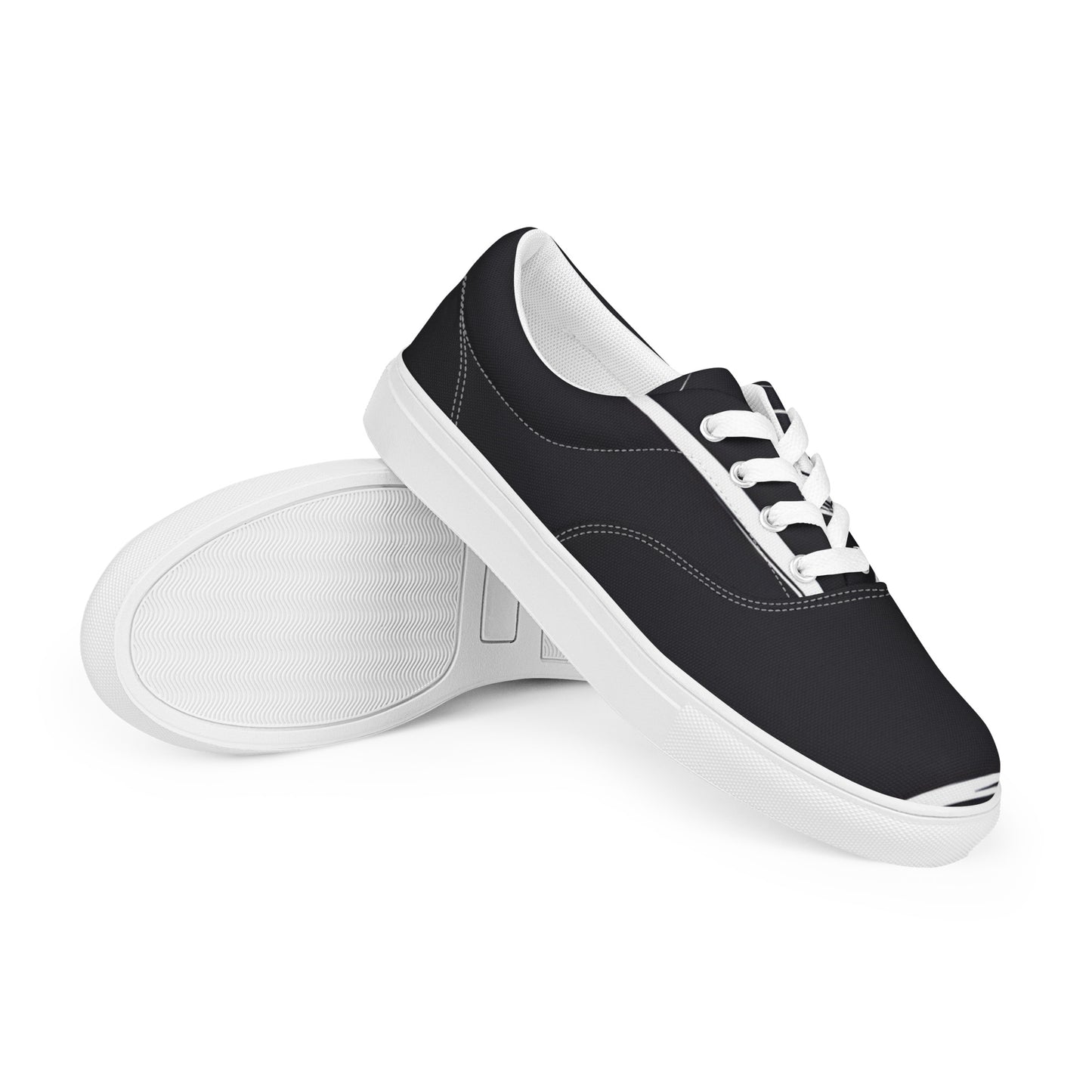 Women’s lace-up canvas shoes