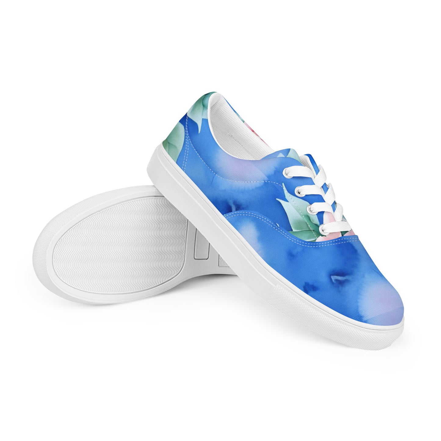 Women’s lace-up canvas shoes