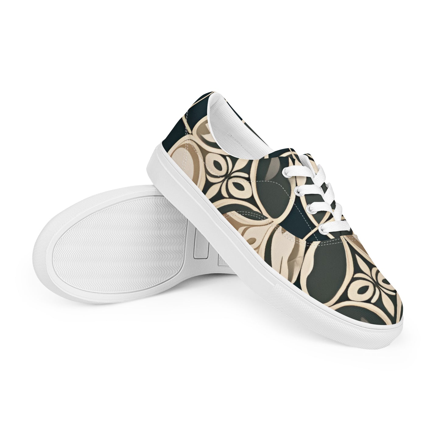 Women’s lace-up canvas shoes