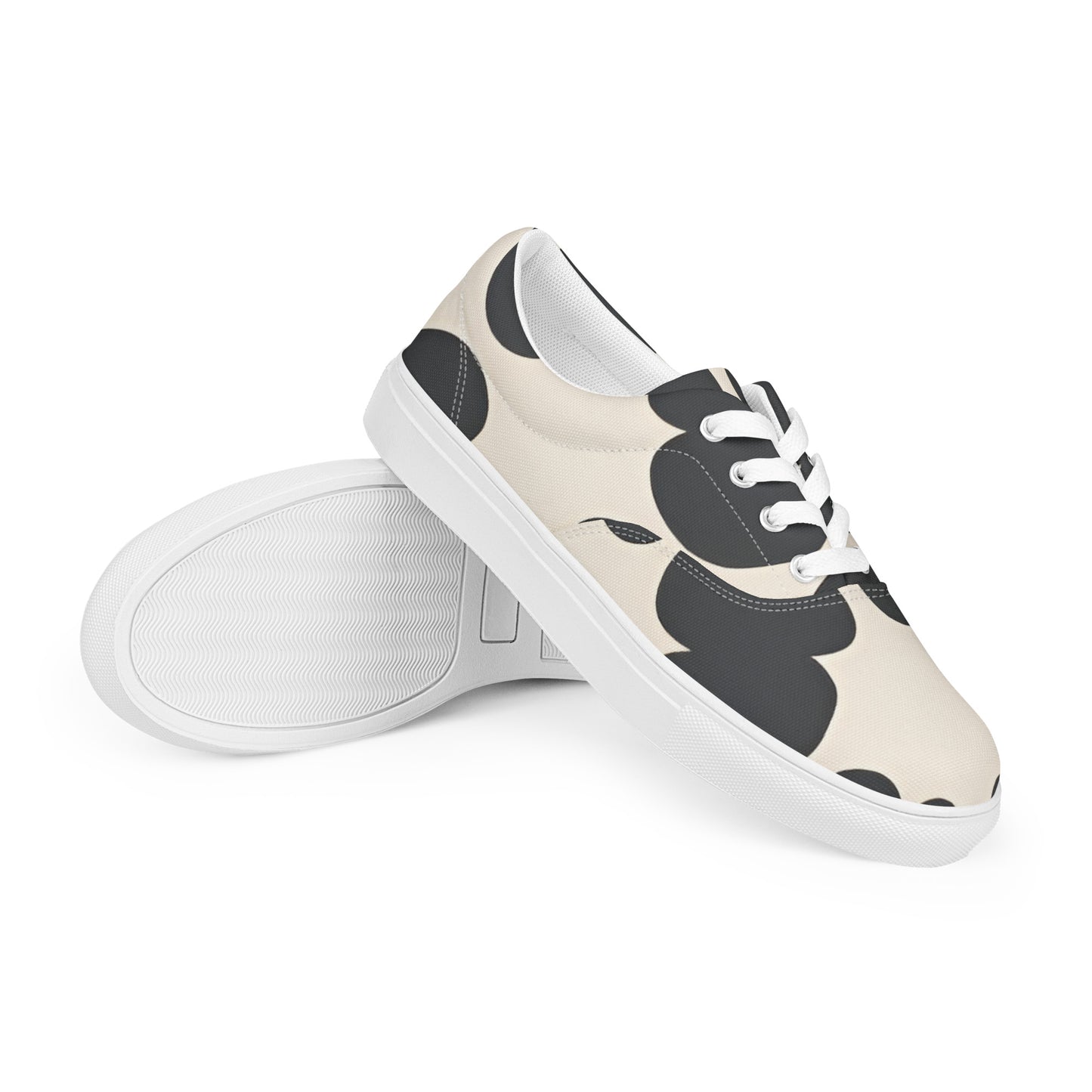 Women’s lace-up canvas shoes