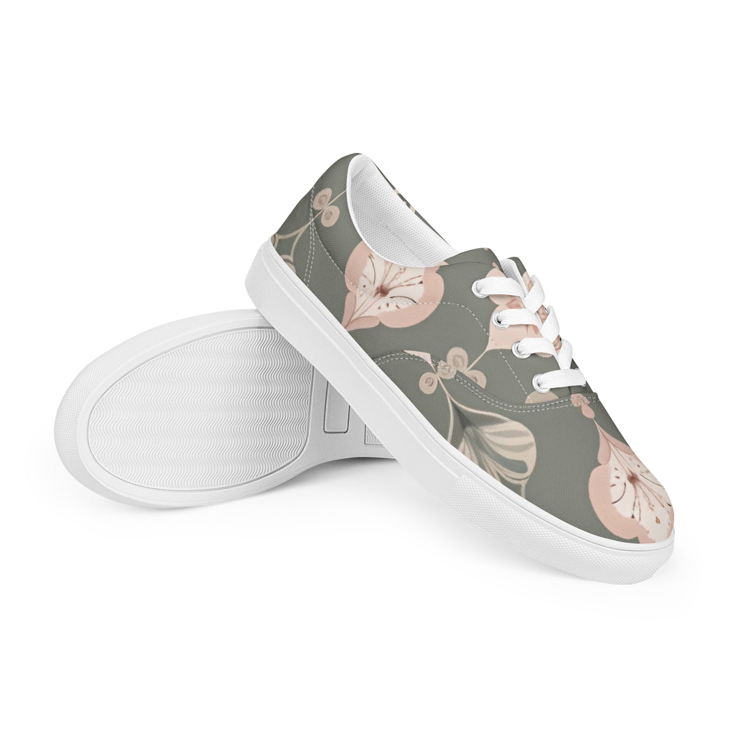 Women’s lace-up canvas shoes