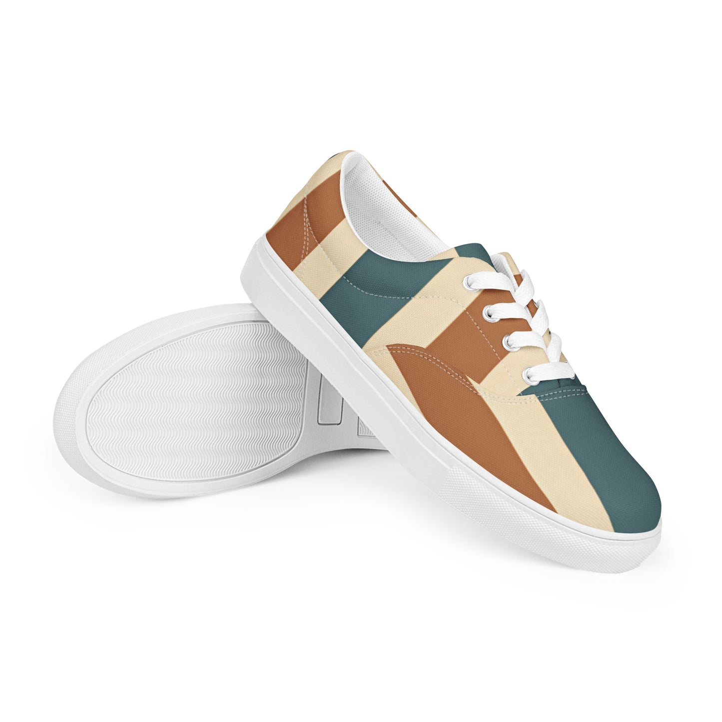 Women’s lace-up canvas shoes