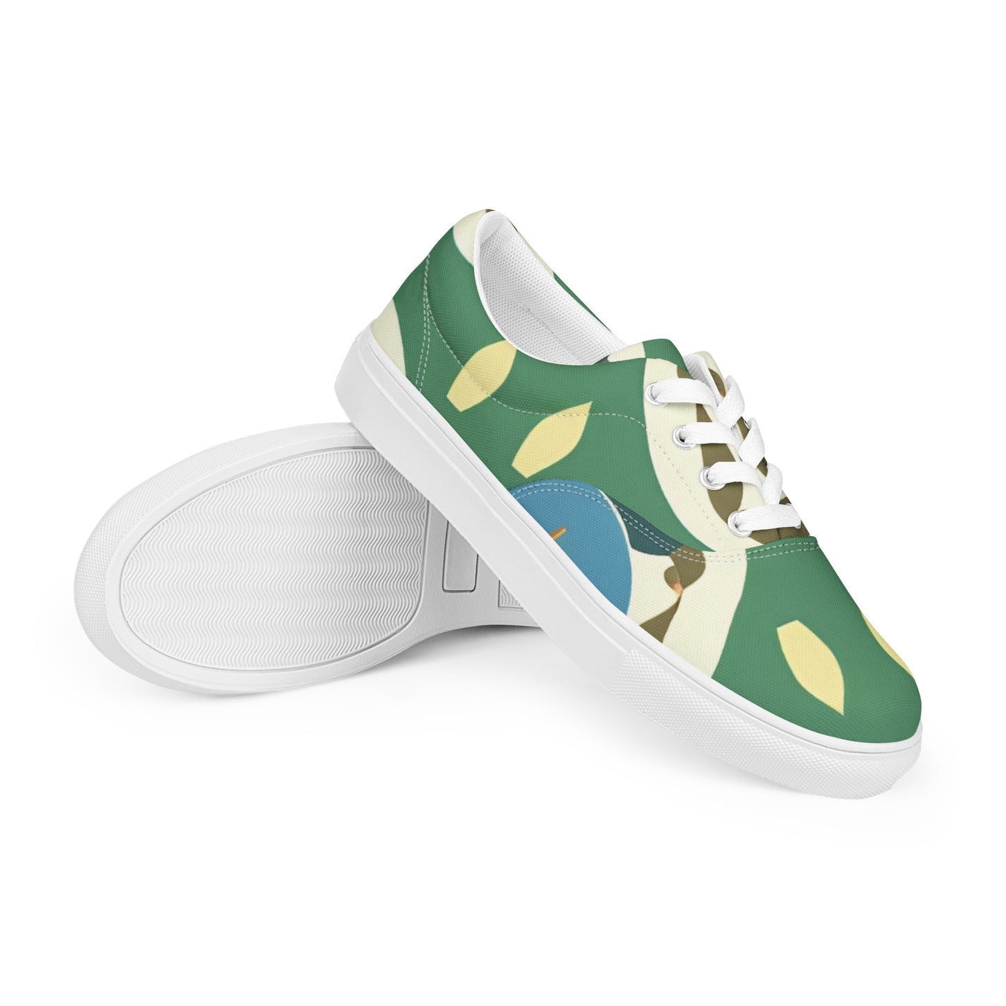 Women’s lace-up canvas shoes