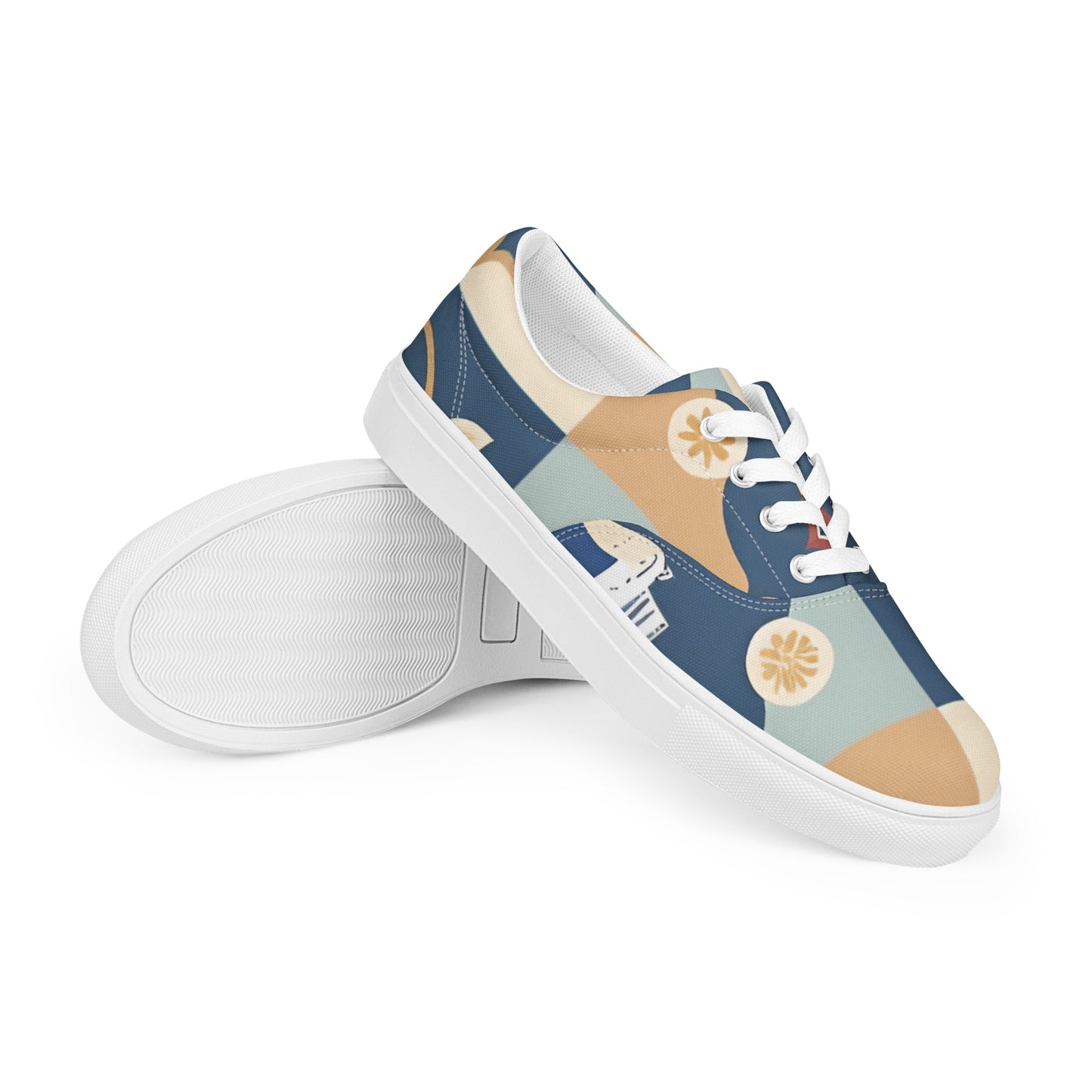 Women’s lace-up canvas shoes