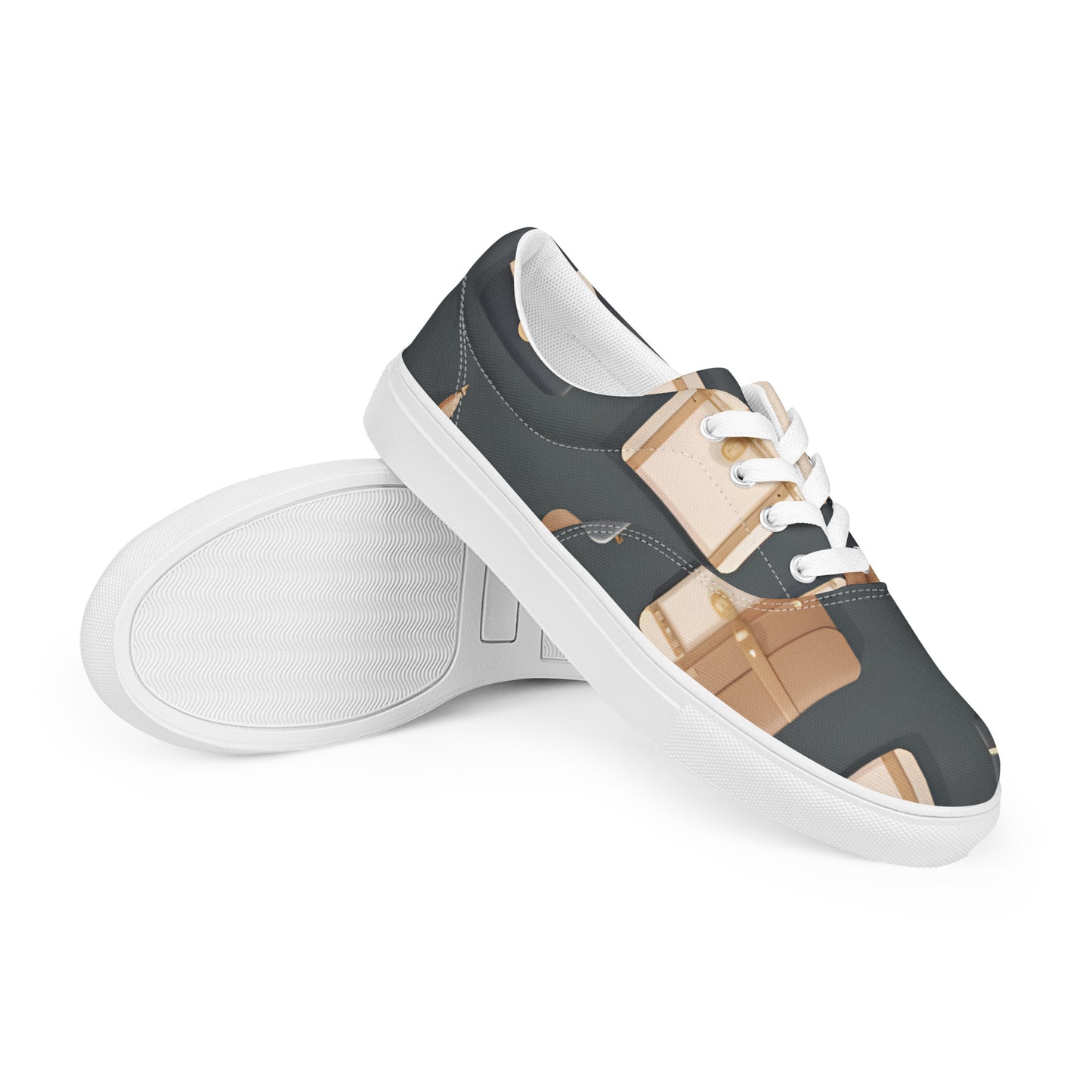 Women’s lace-up canvas shoes