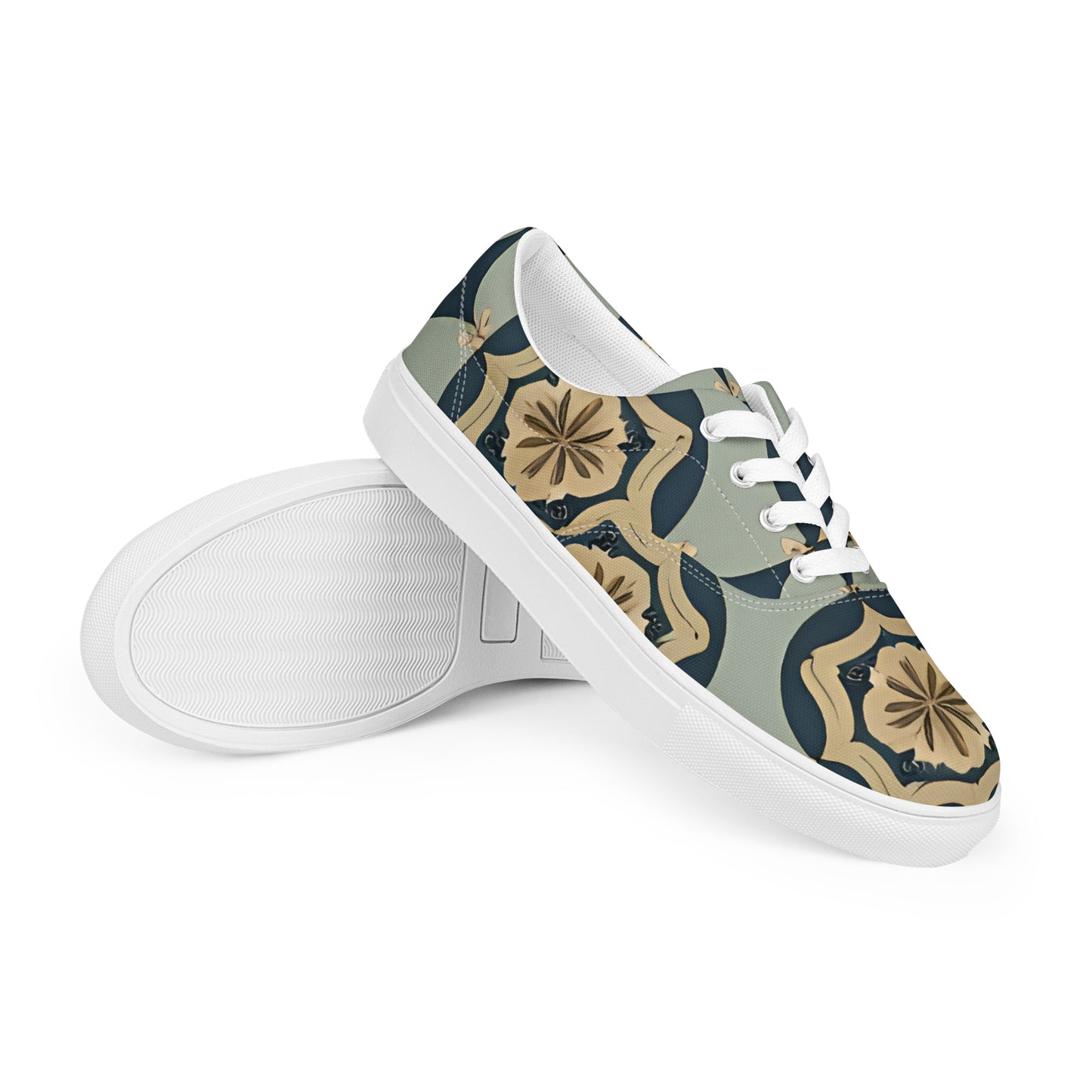 Women’s lace-up canvas shoes