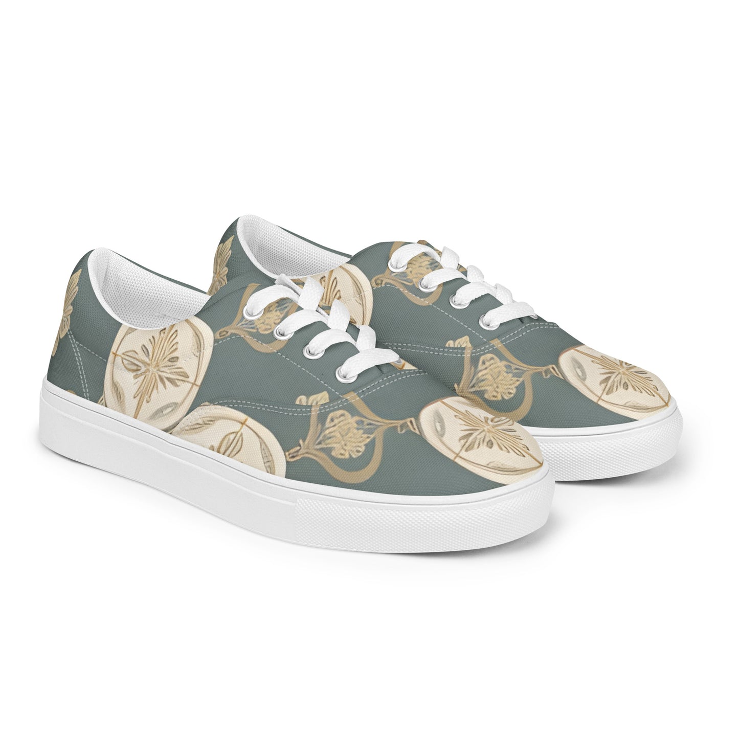 Women’s lace-up canvas shoes