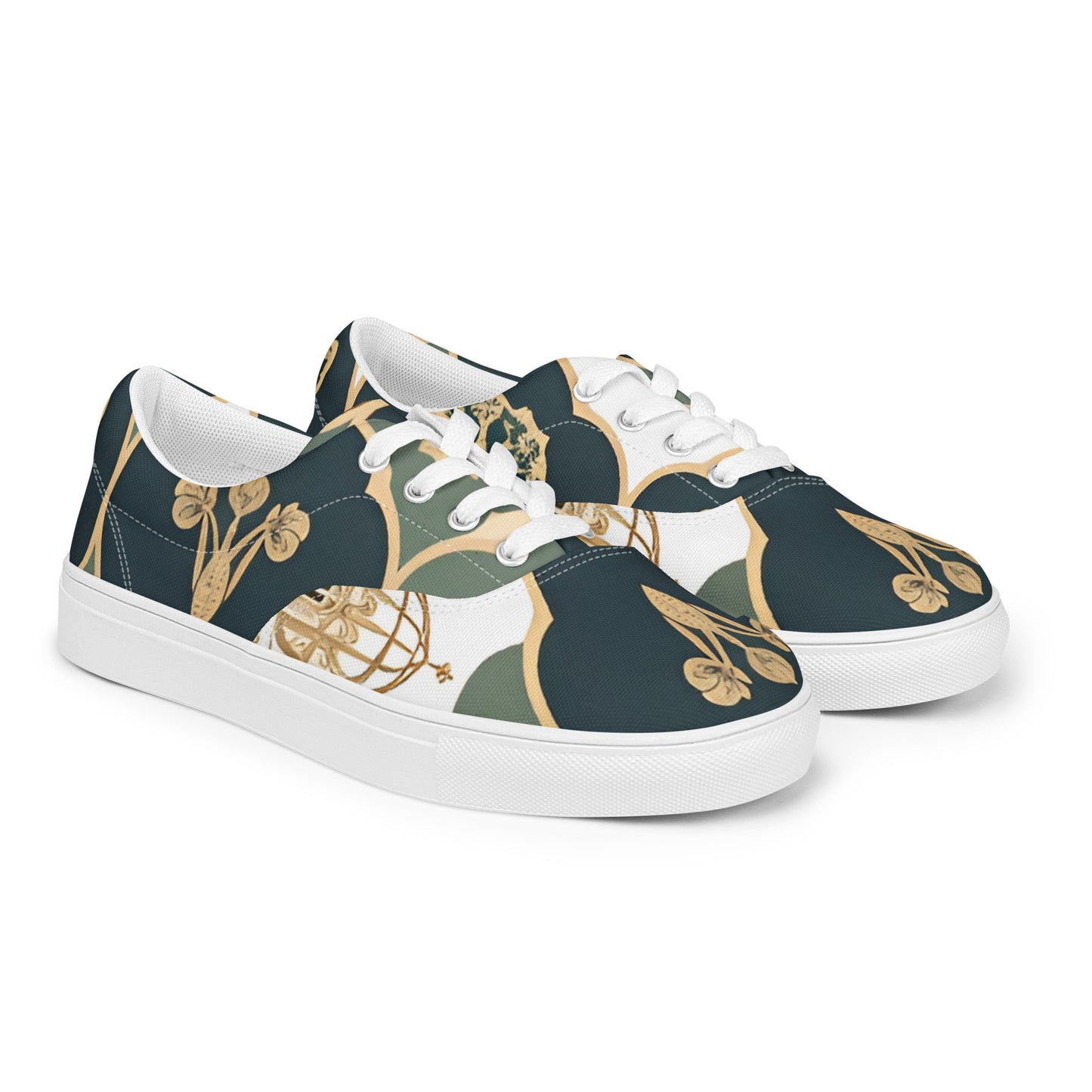 Women’s lace-up canvas shoes