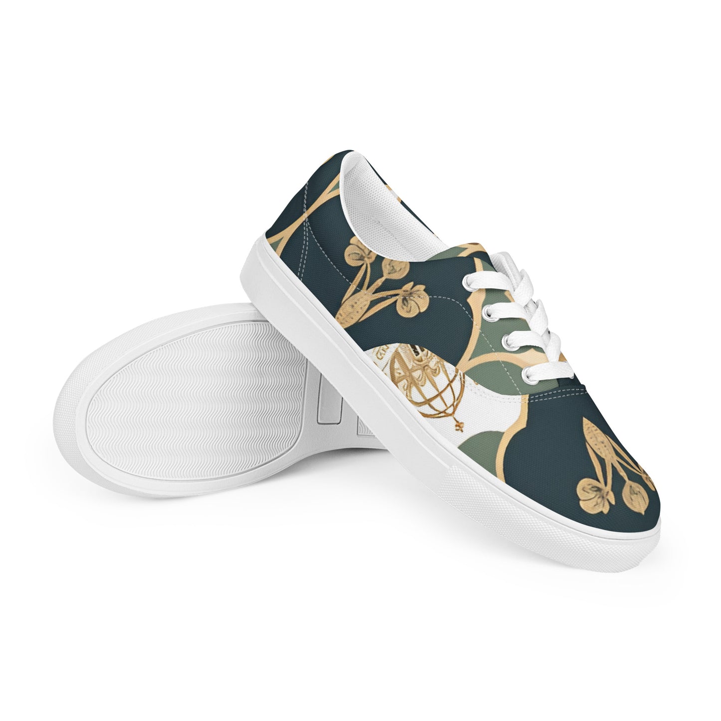 Women’s lace-up canvas shoes