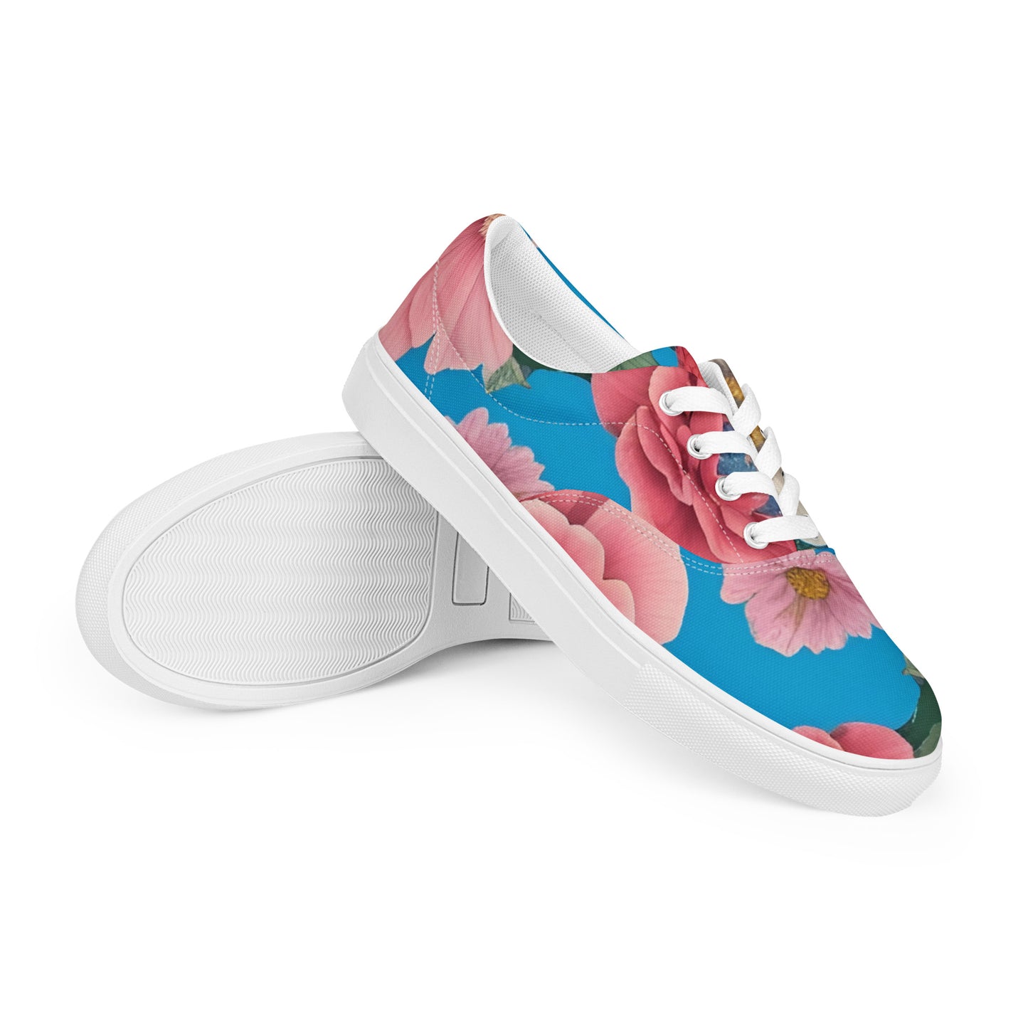 Women’s lace-up canvas shoes