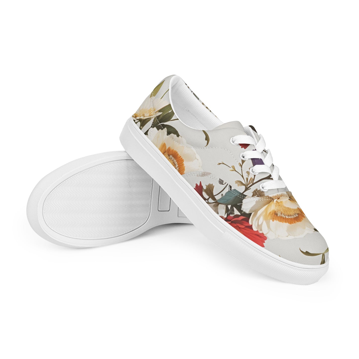 Women’s lace-up canvas shoes