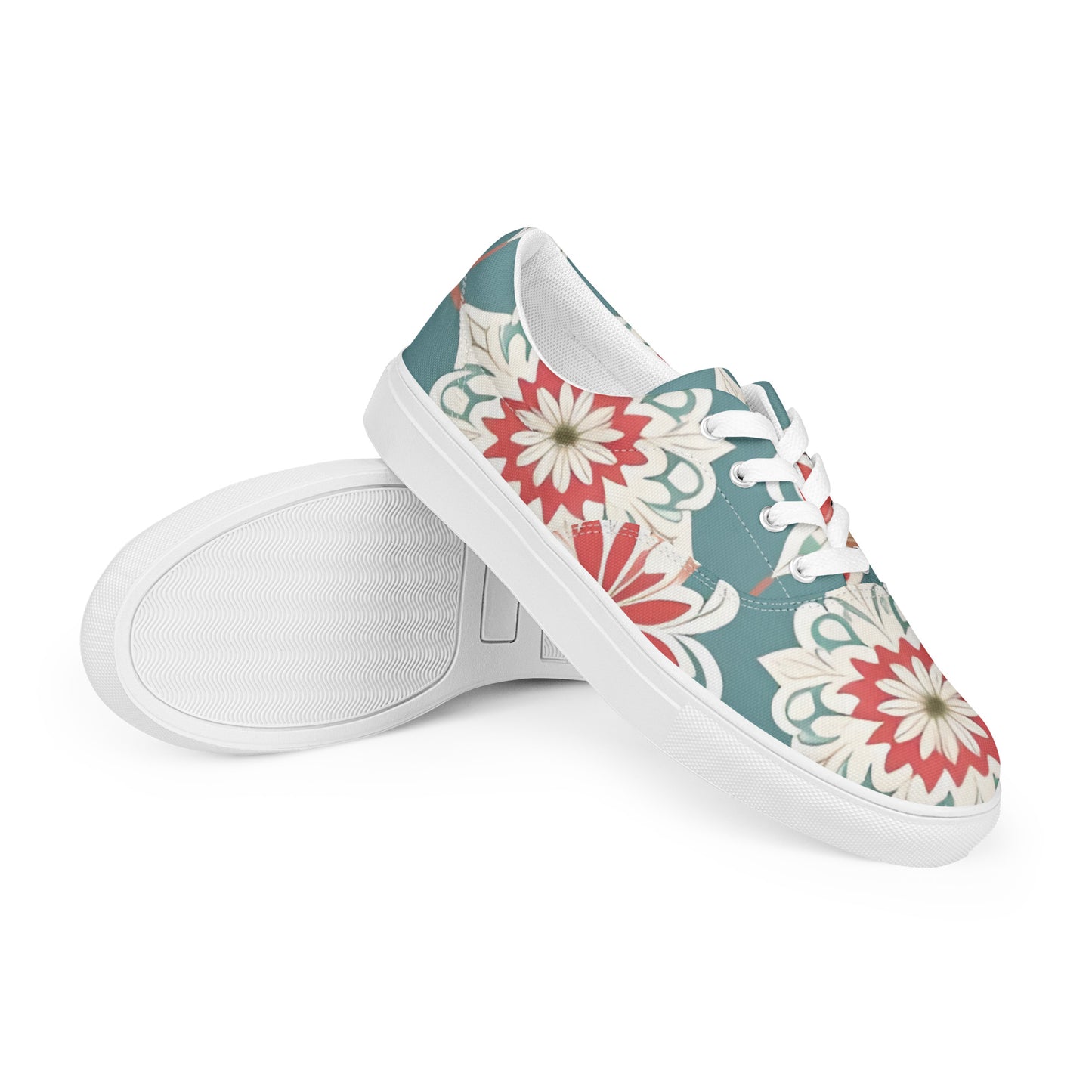 Women’s lace-up canvas shoes