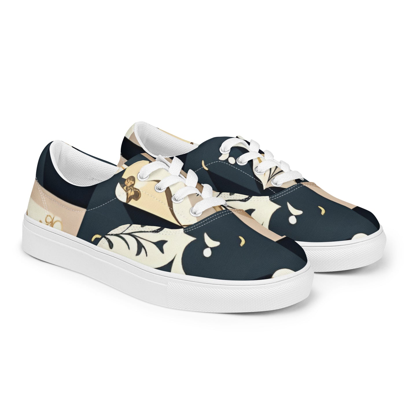 Women’s lace-up canvas shoes