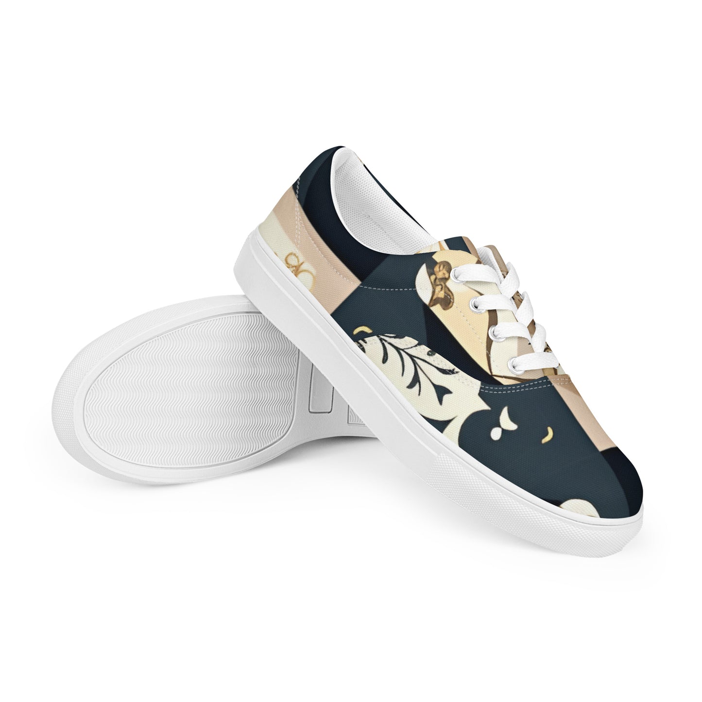 Women’s lace-up canvas shoes