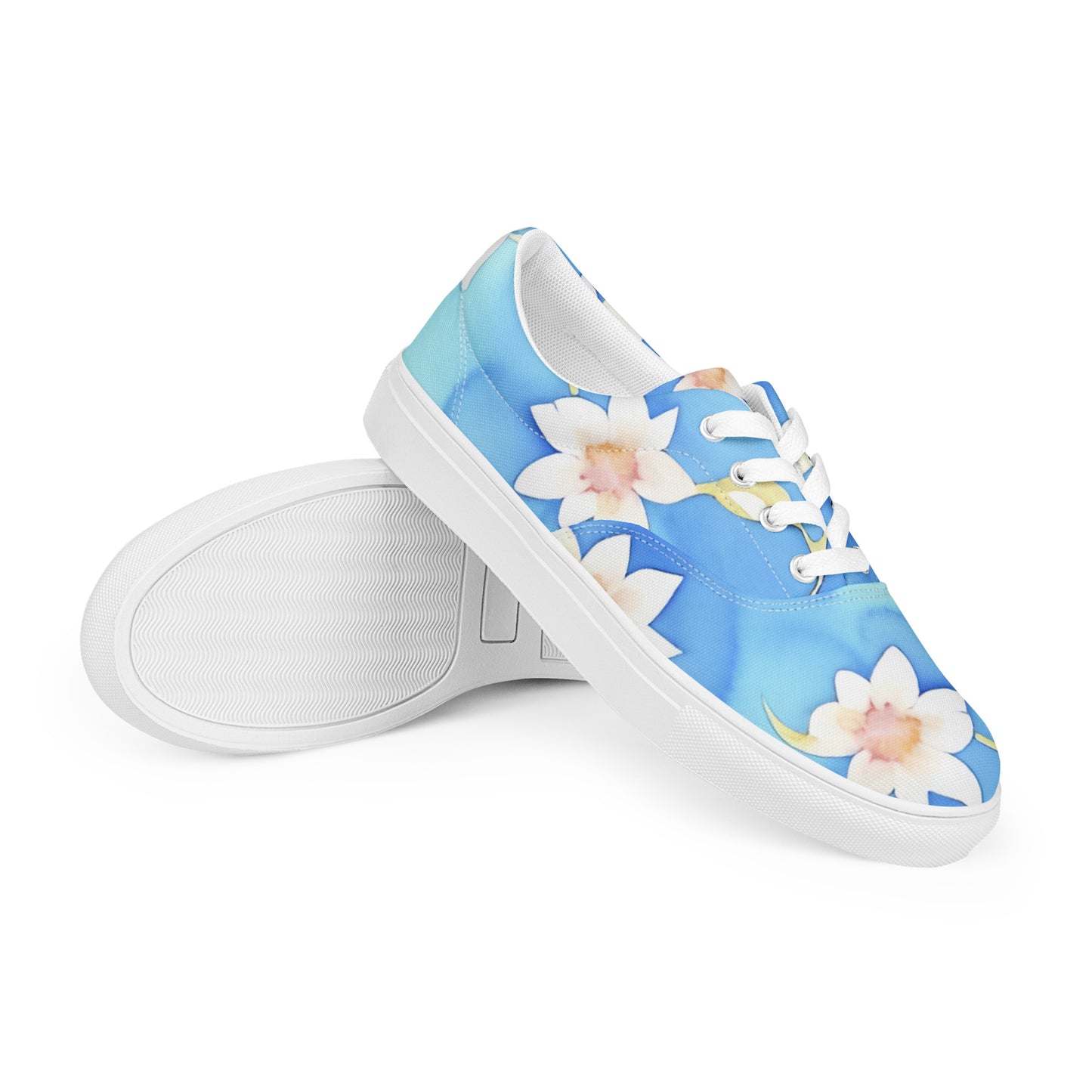 Women’s lace-up canvas shoes