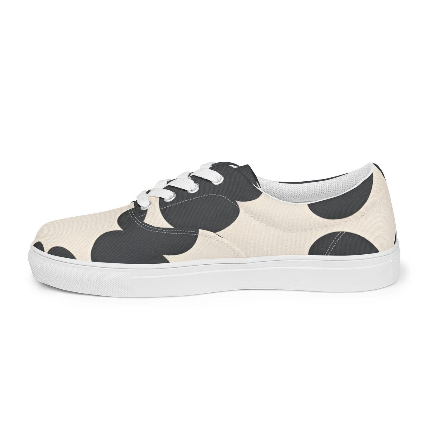 Women’s lace-up canvas shoes