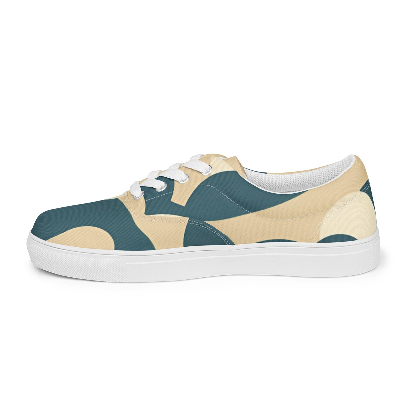 Women’s lace-up canvas shoes