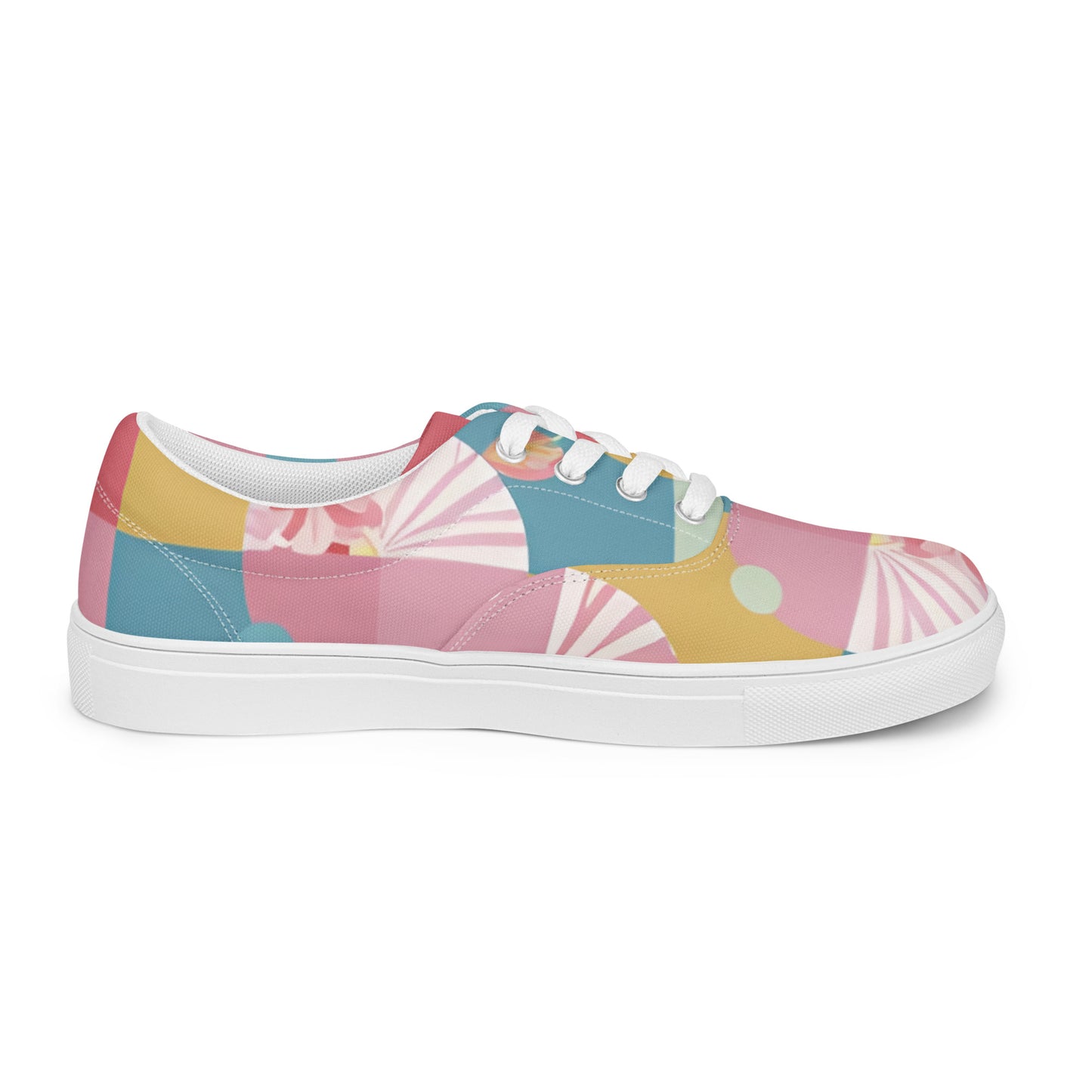 Women’s lace-up canvas shoes