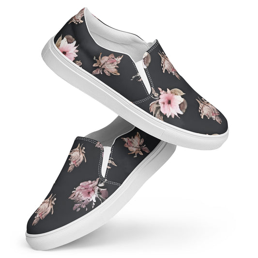 Women’s slip-on canvas shoes