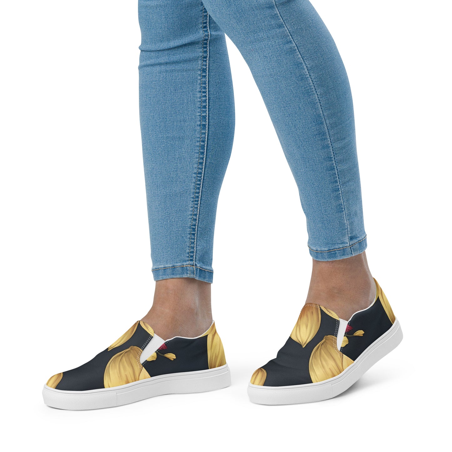 Women’s slip-on canvas shoes