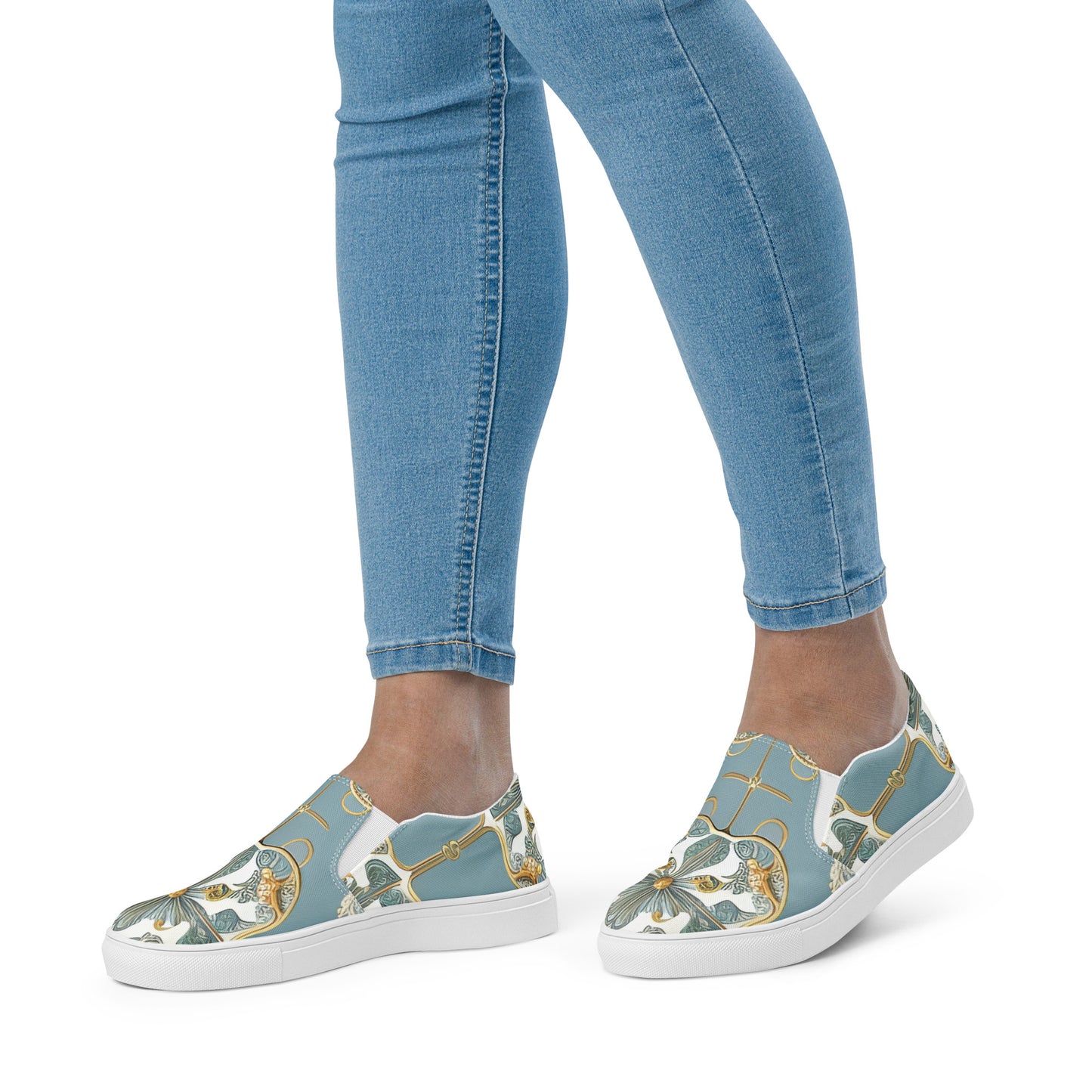 Women’s slip-on canvas shoes