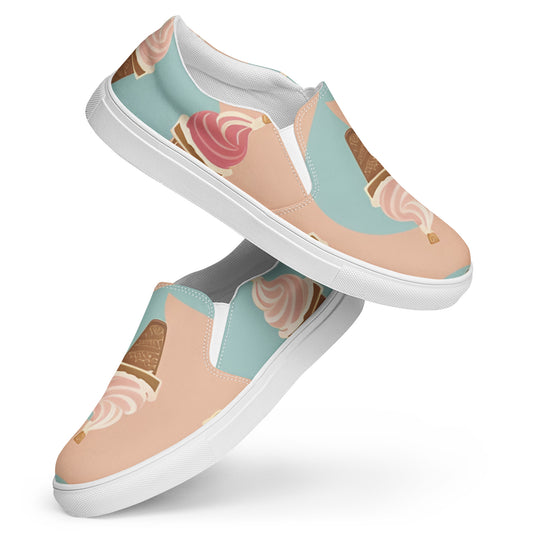 Women’s slip-on canvas shoes