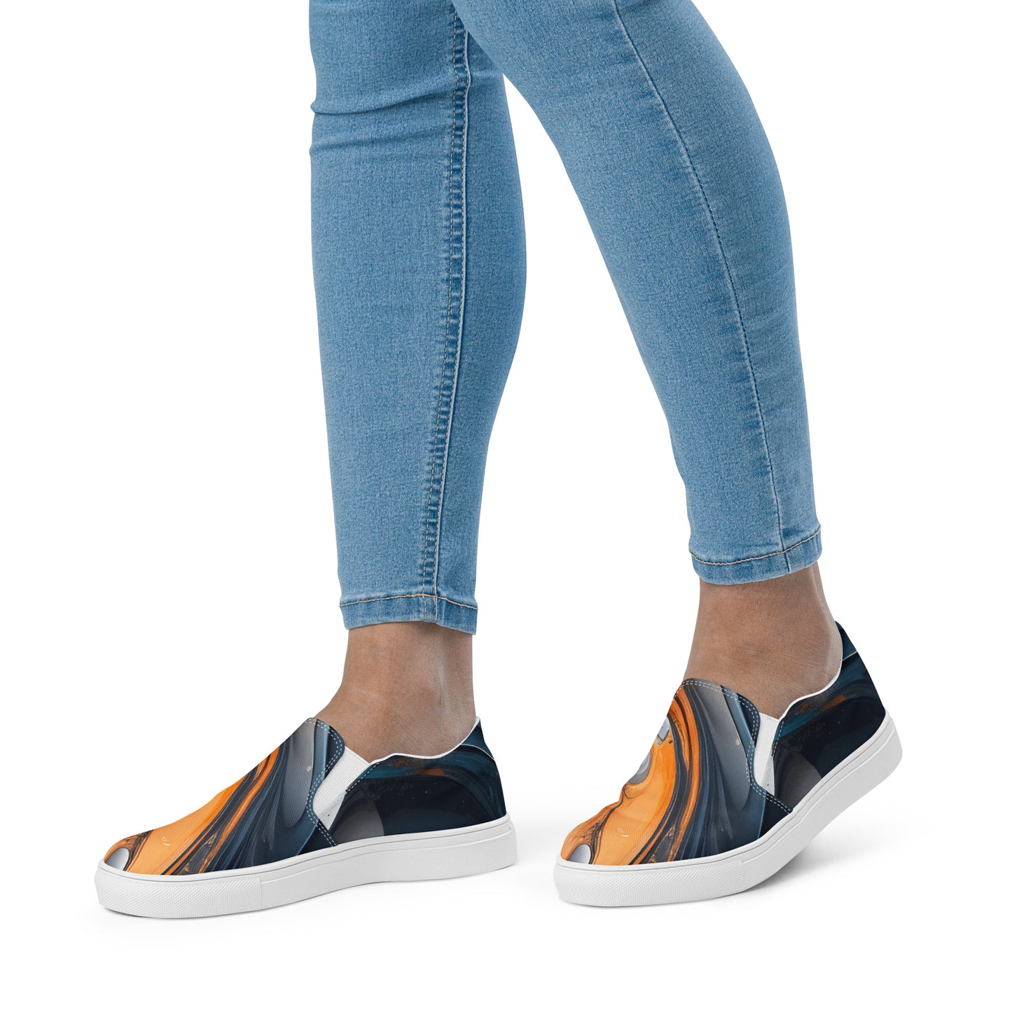 Women’s slip-on canvas shoes