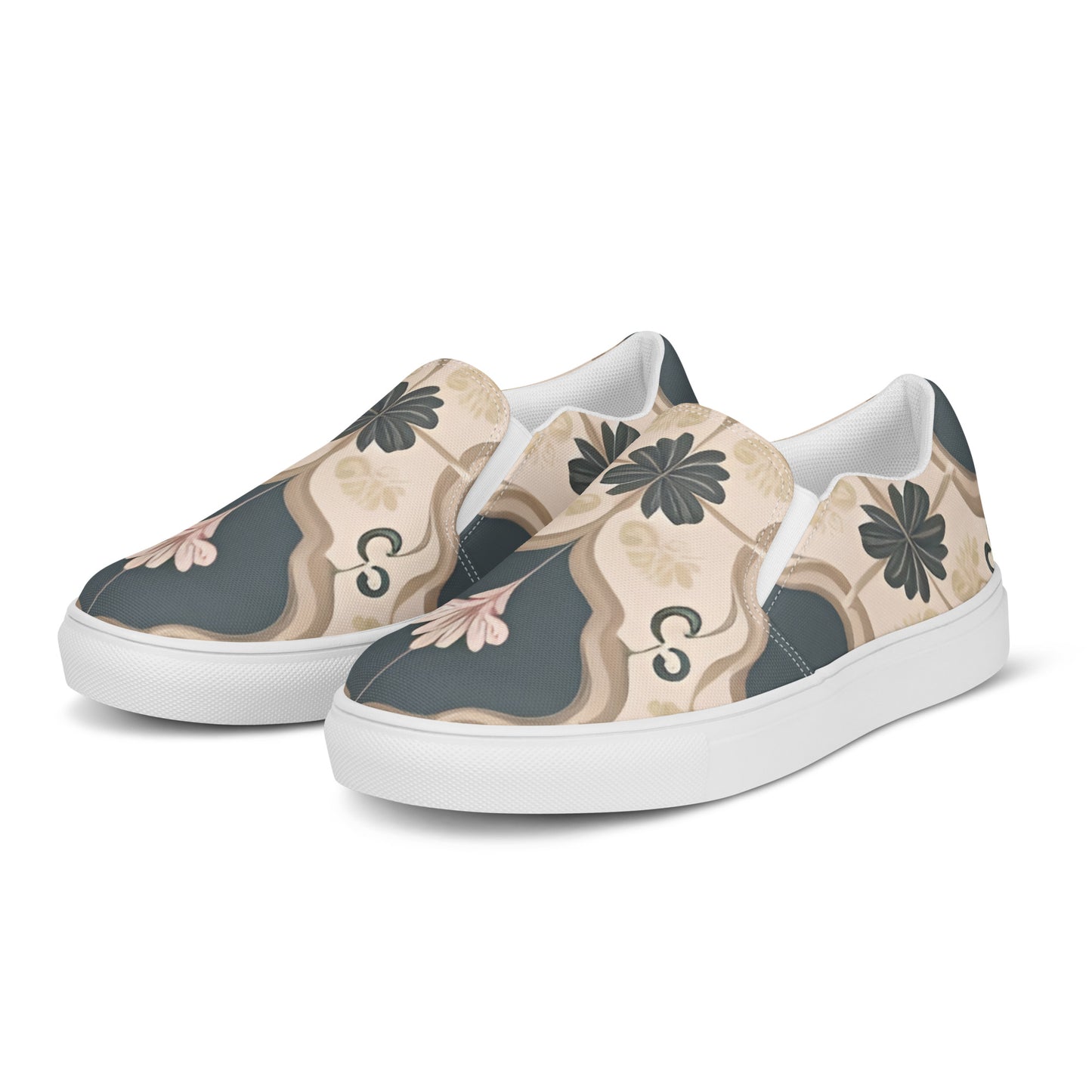 Women’s slip-on canvas shoes