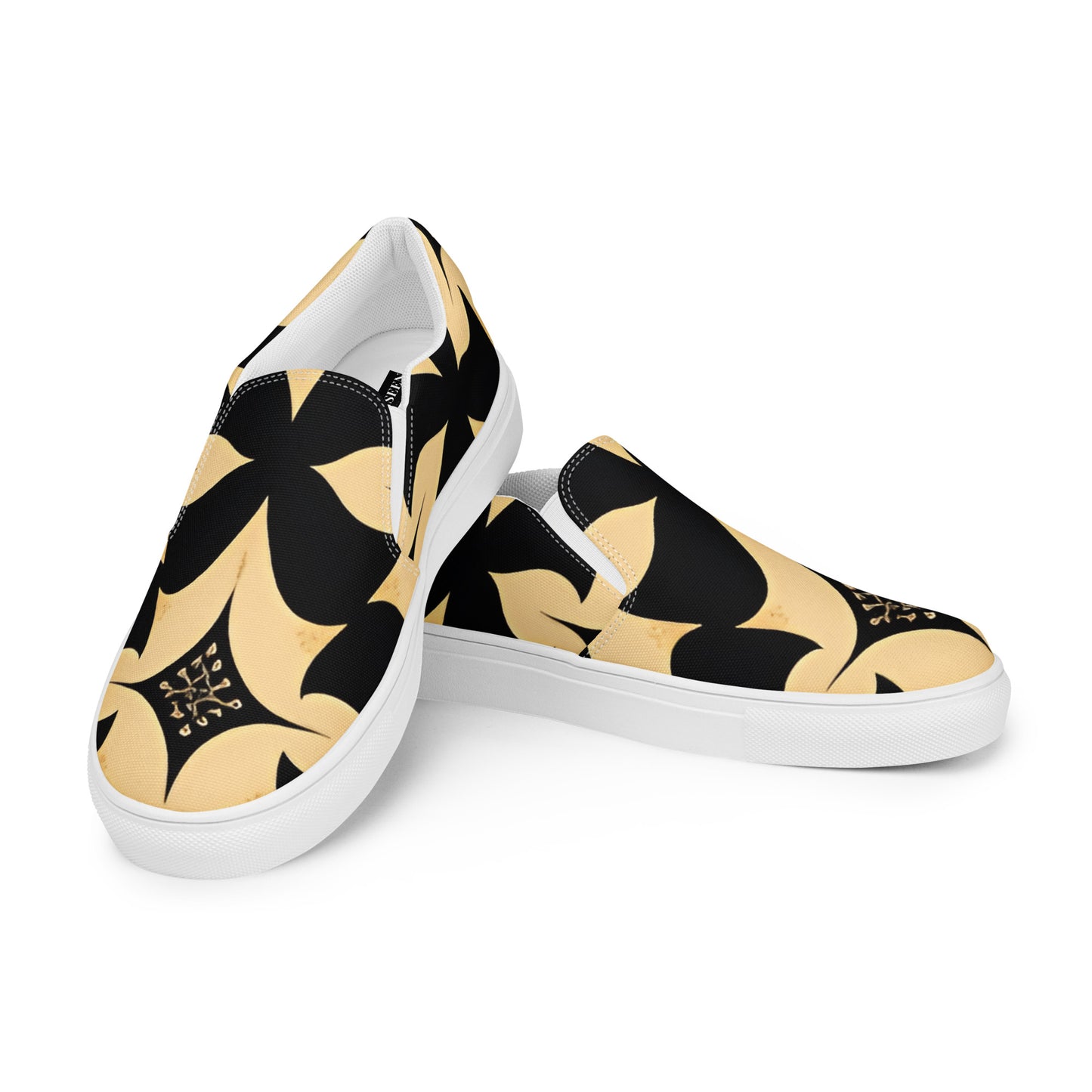 Women’s slip-on canvas shoes