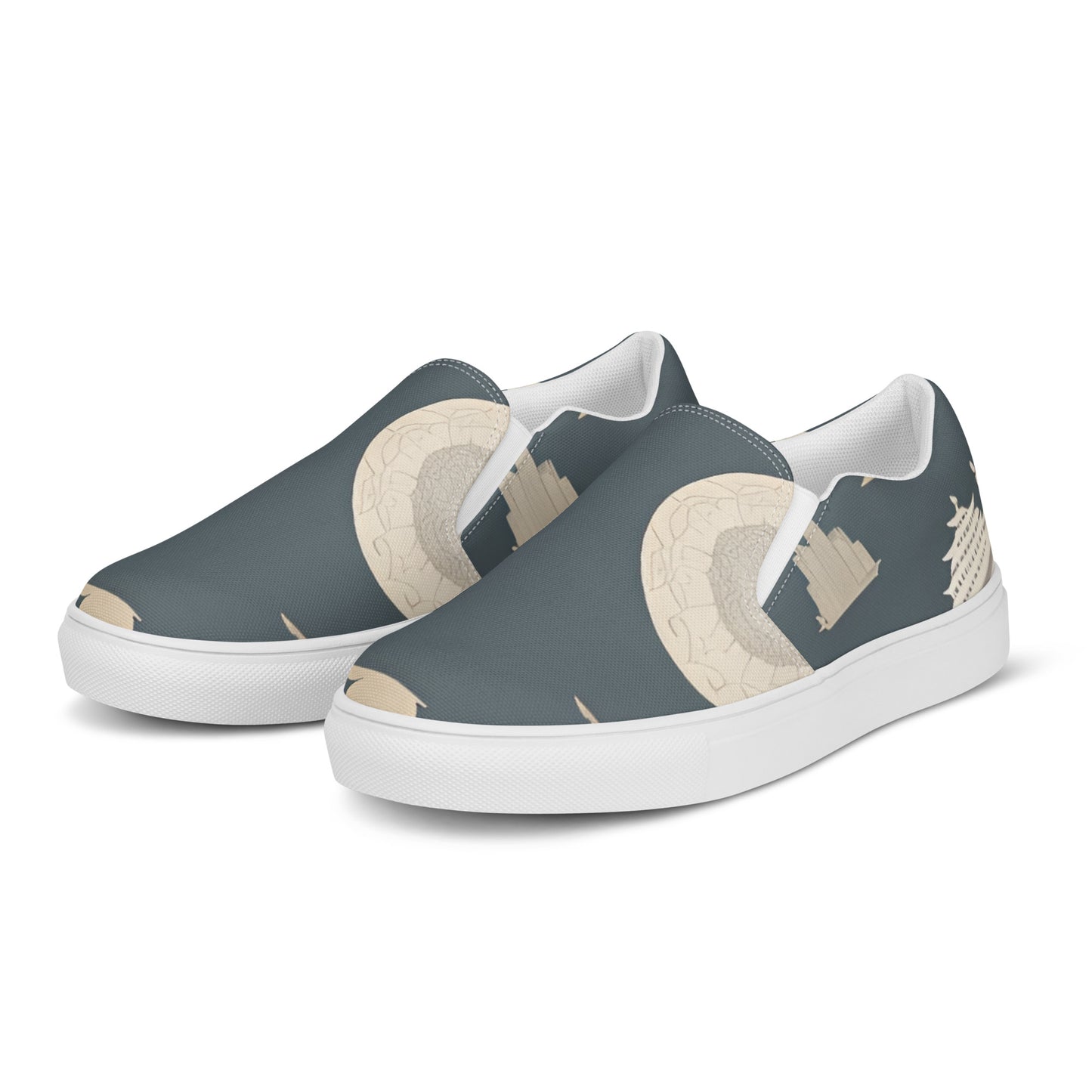 Women’s slip-on canvas shoes